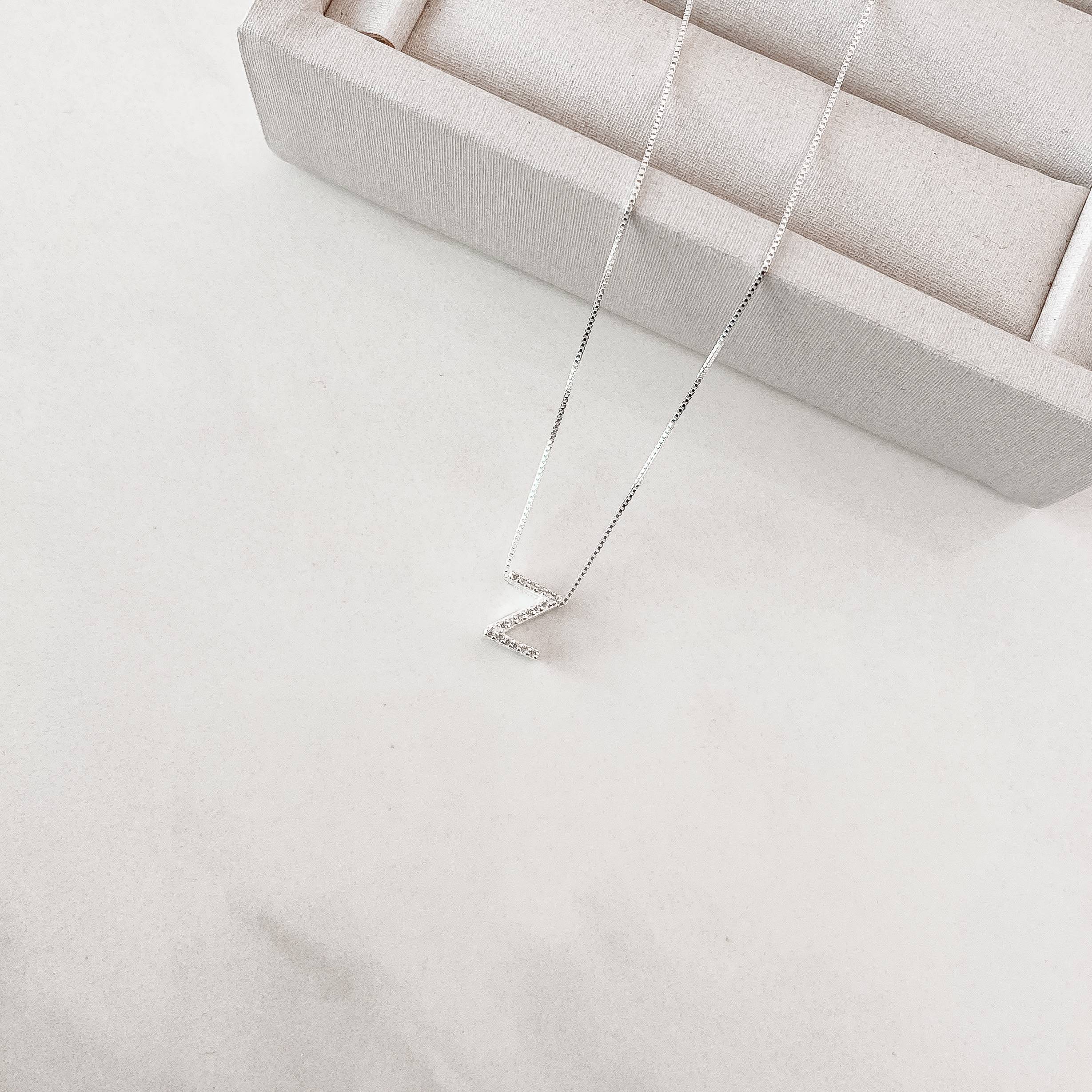 Colar letra Z cravejada 9mm 45cm