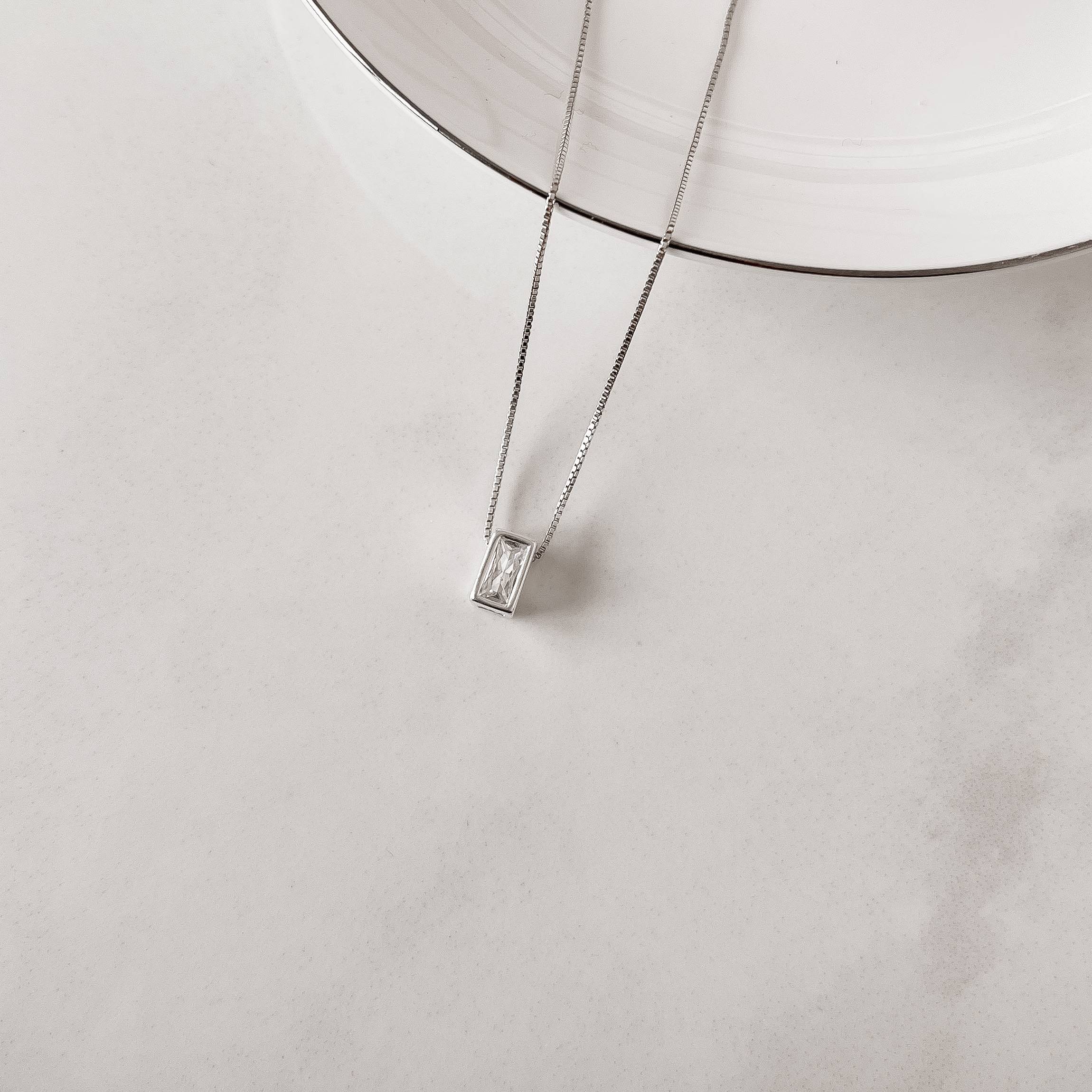 Colar zircônia retangular 7mm 40cm