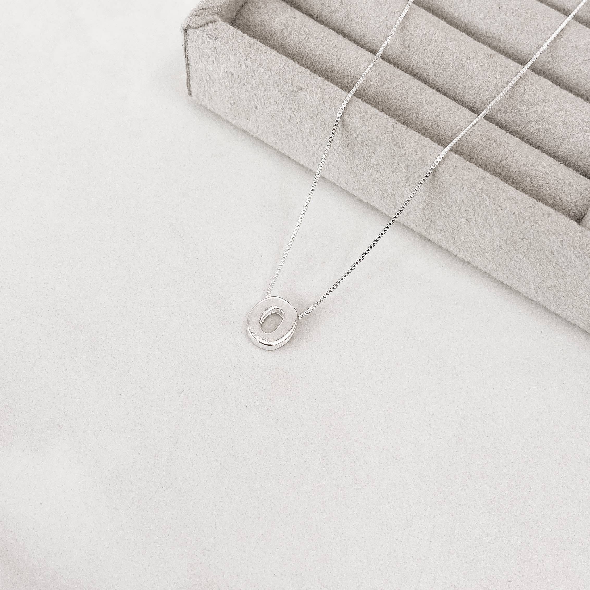 Imagem Colar letra O 9mm 45cm