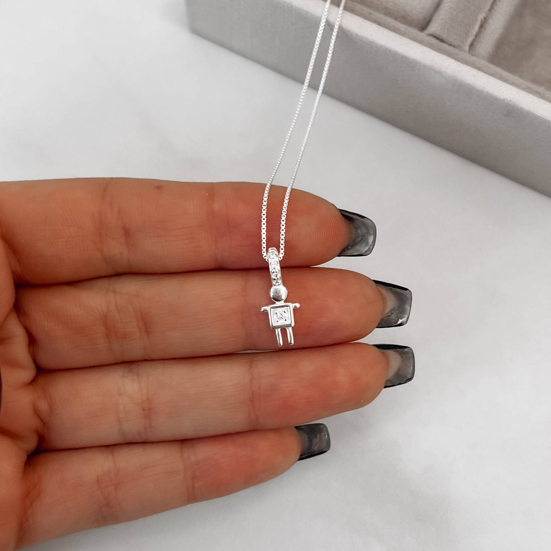 Imagem Secundária Colar menino com zircônia elo cravejado 10mm 45cm