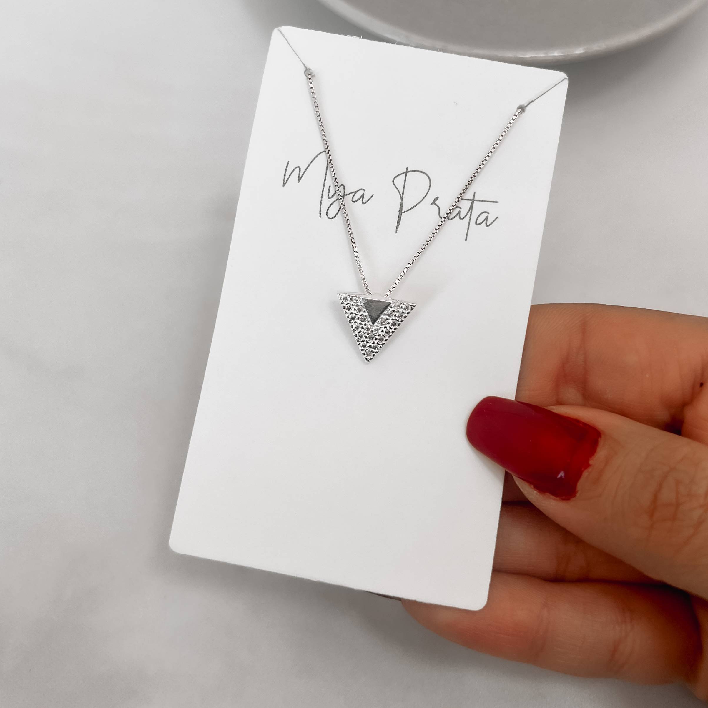 Imagem Secundária Colar triângulo liso e cravejado 12mm 45cm