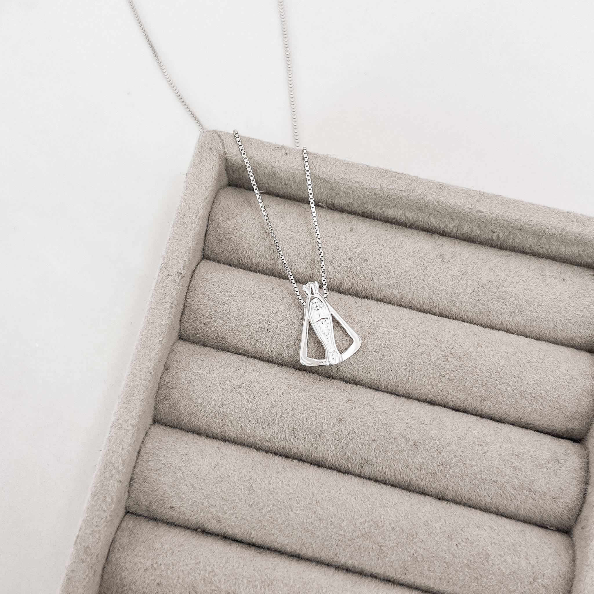 Colar pingente Nsa. Sra. Aparecida 14mm 45cm