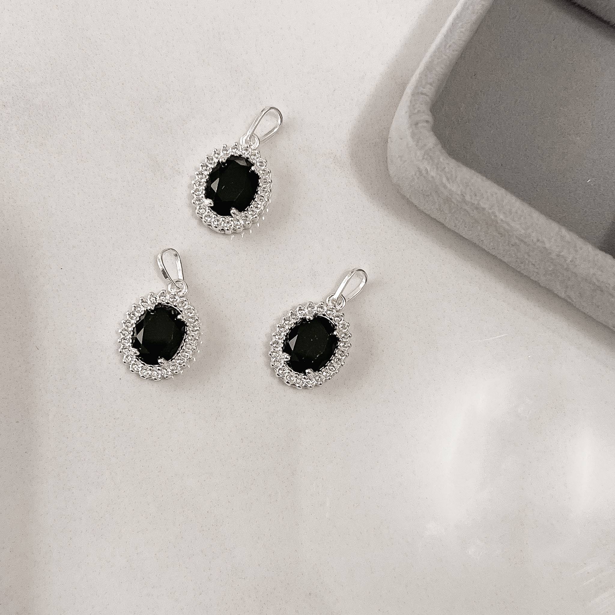 Pingente zircônia oval ônix com cravejado 15mm