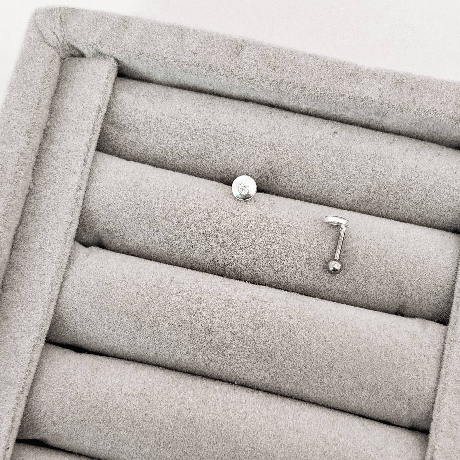 Piercing haste círculo com zircônia 5mm