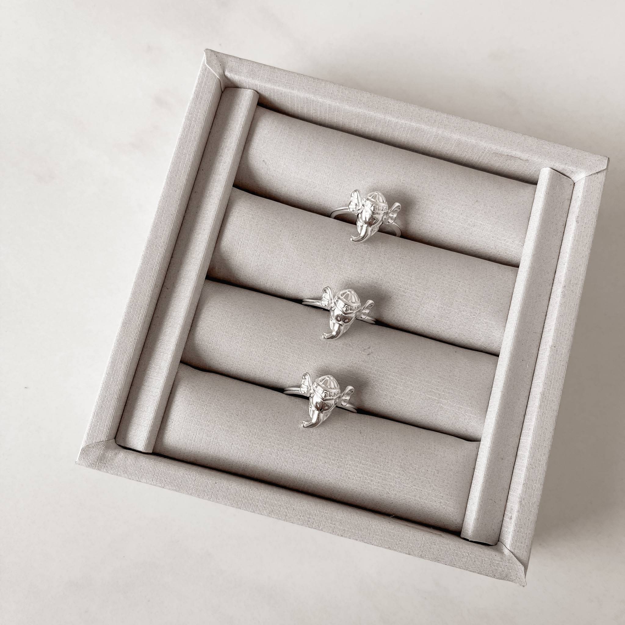 Imagem Secundária Anel detalhe elefante