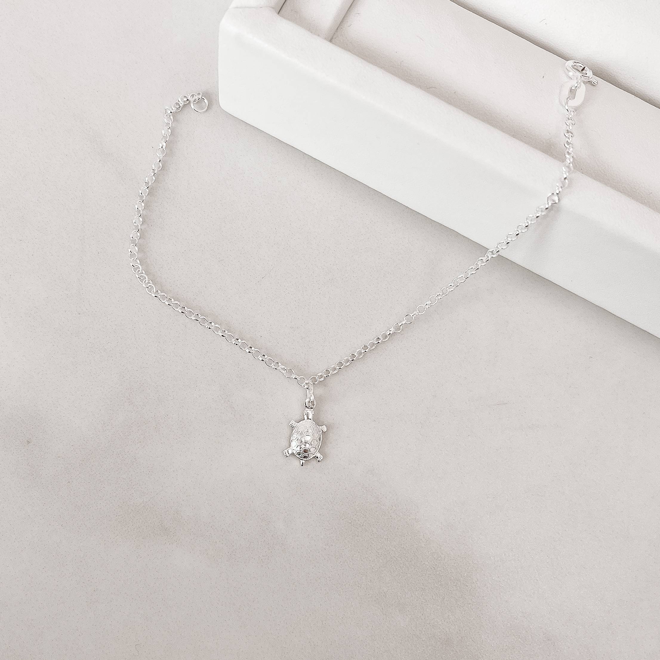 Pulseira pingente tartaruga 10mm corrente elo português