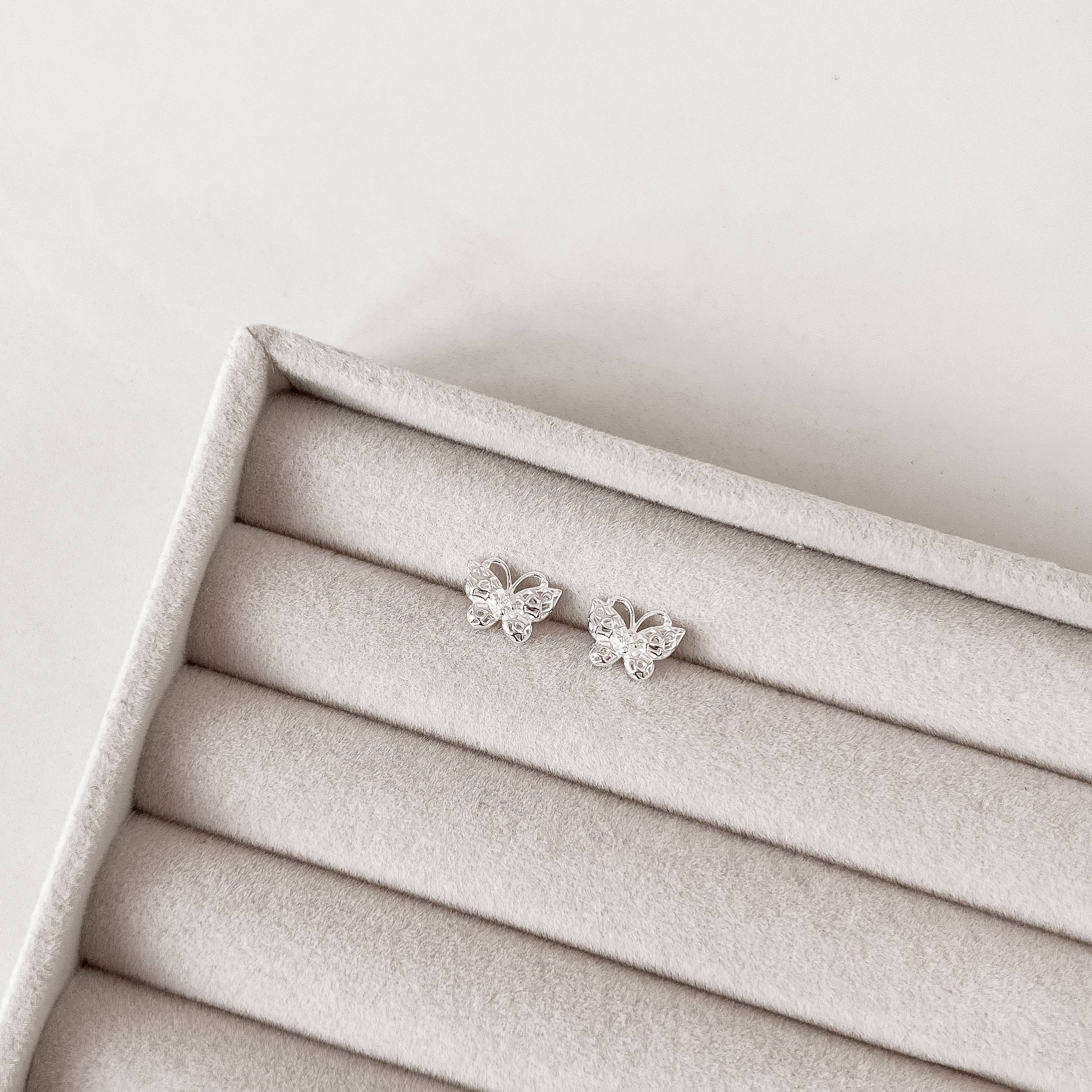 Imagem Secundária Brinco borboleta 3D 11mm