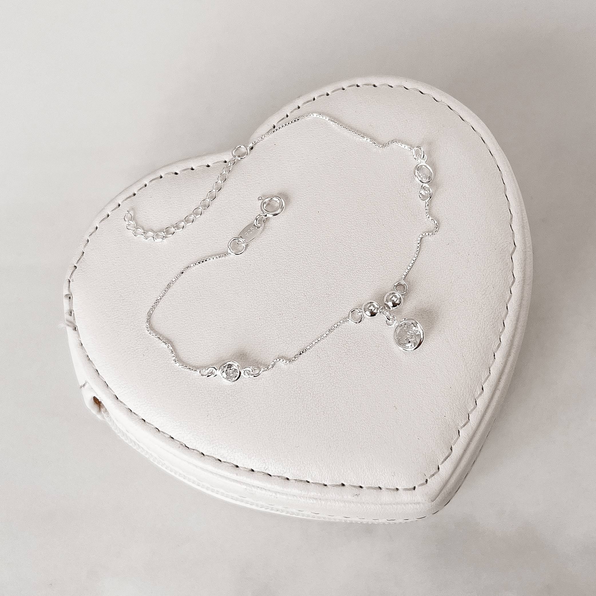 Pulseira entremeio bolas e zircônias com pingente zircônia 6mm