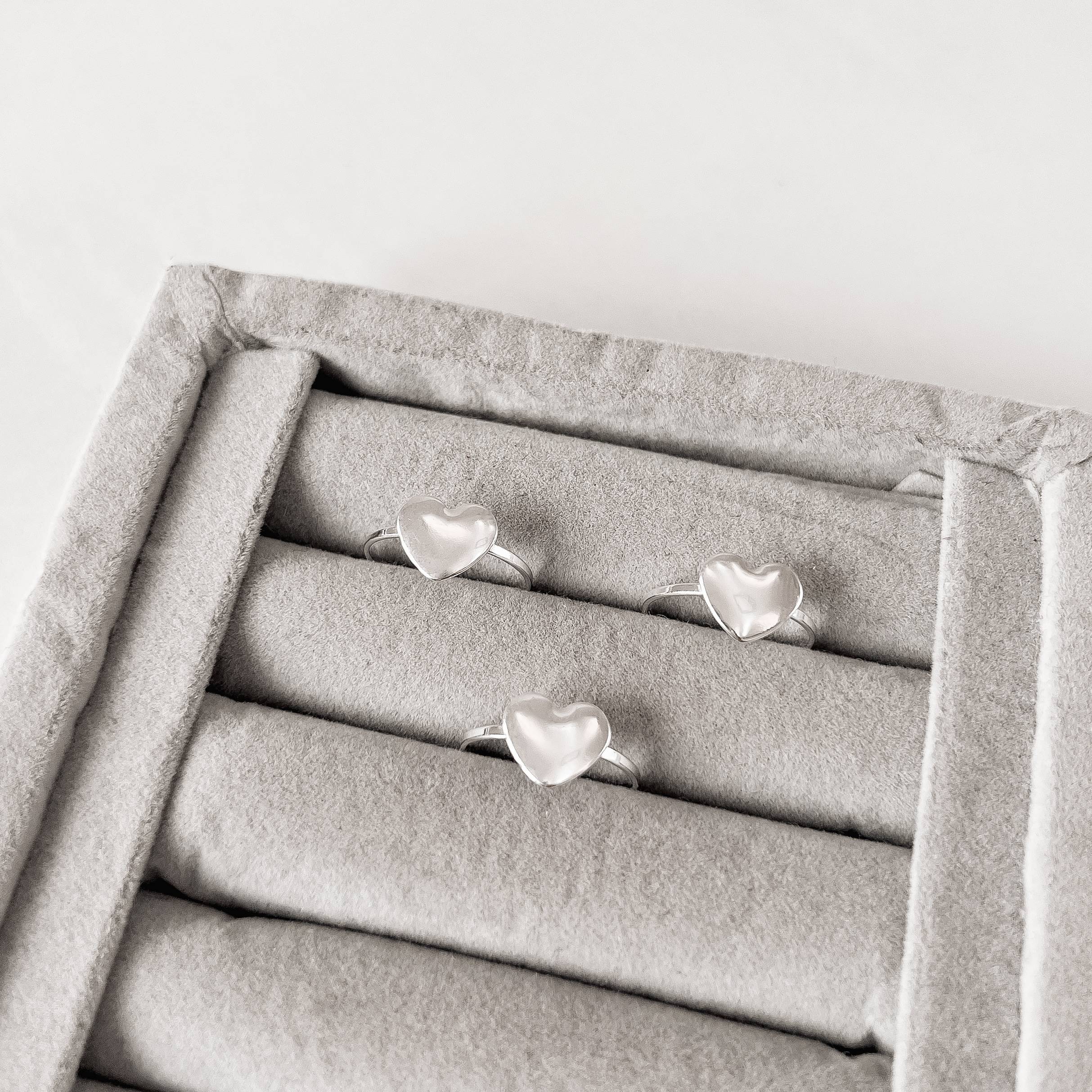 Imagem Anel fino coração 10mm