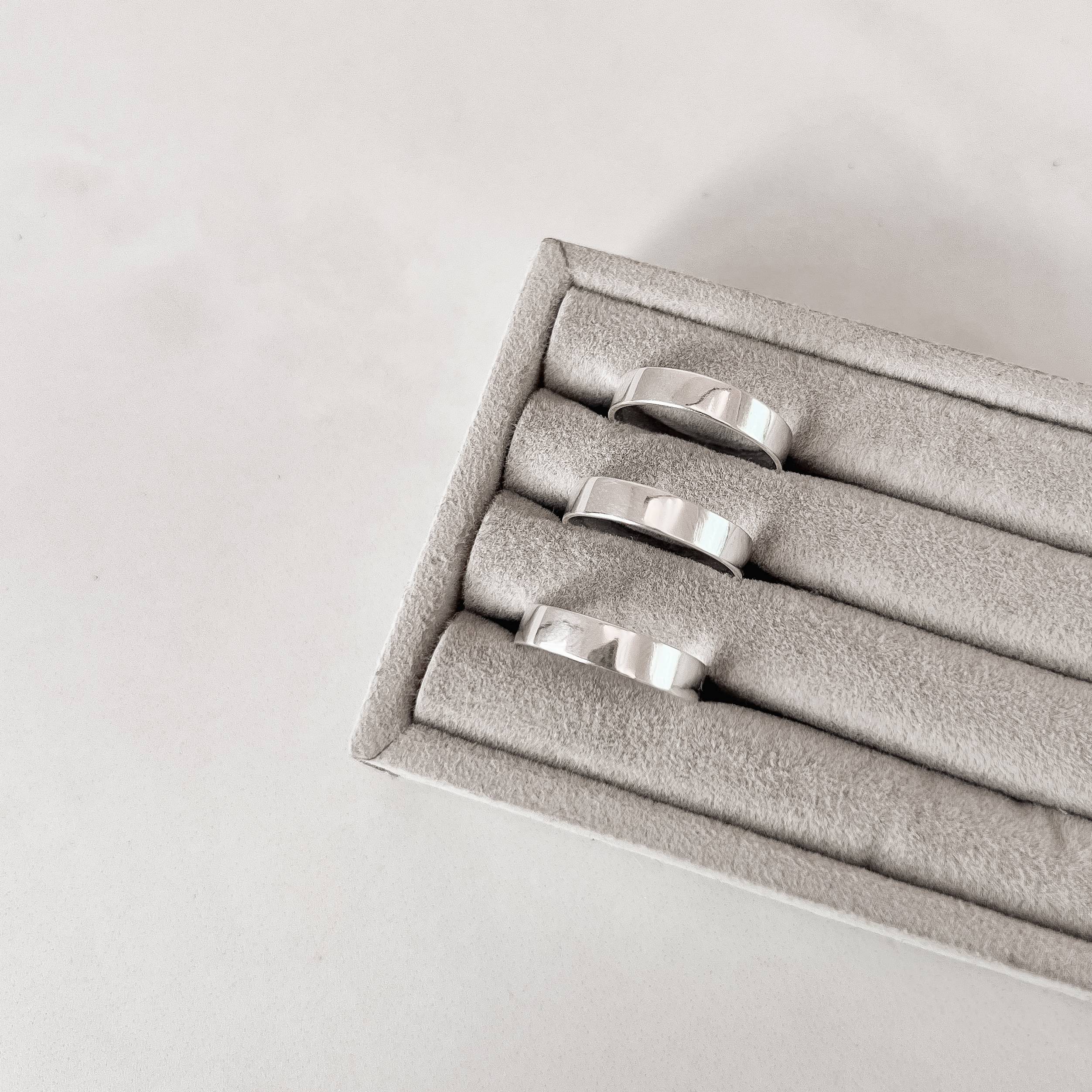 Anel aliança fio achatado 4mm