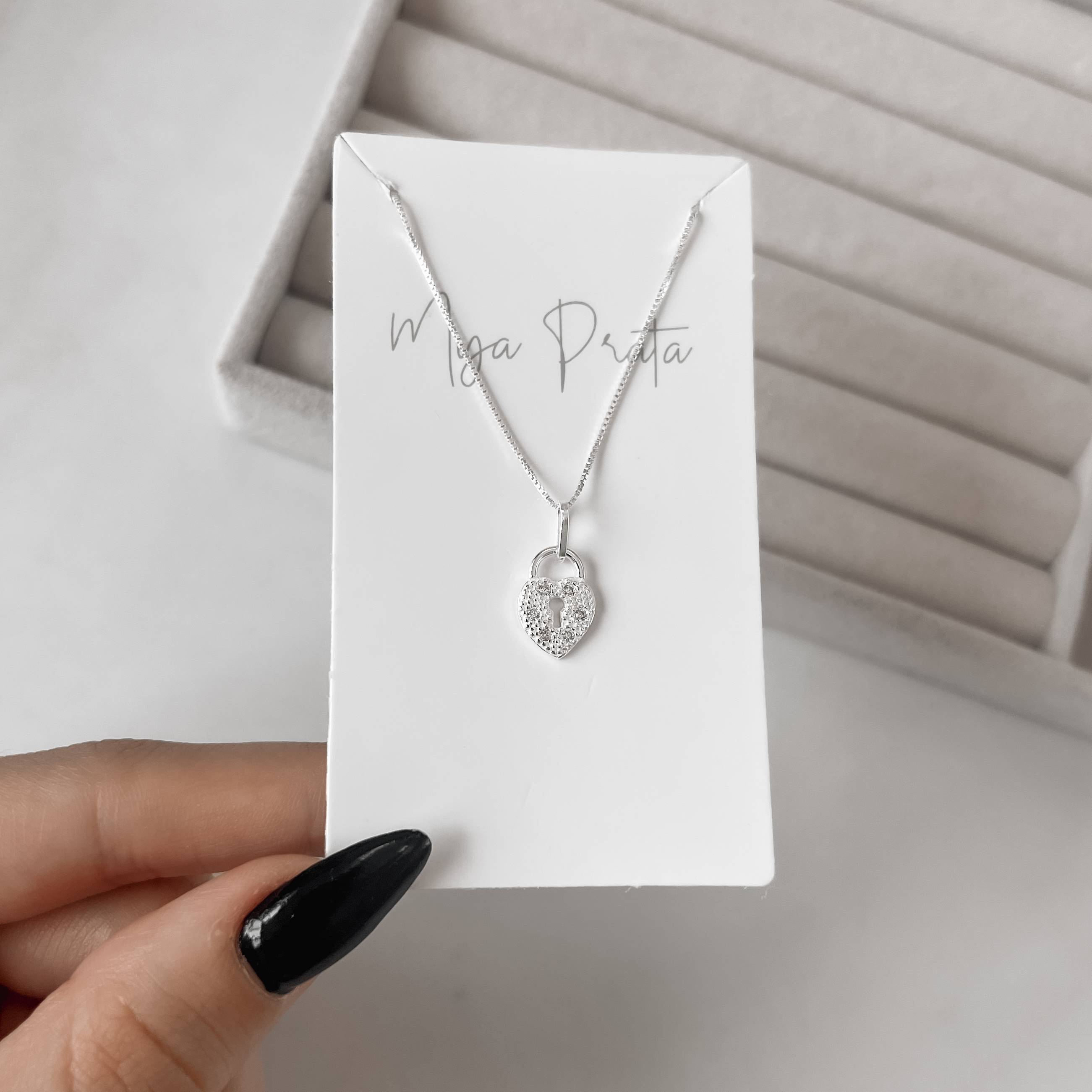 Imagem Colar pingente cadeado coração cravejado 13mm 45cm