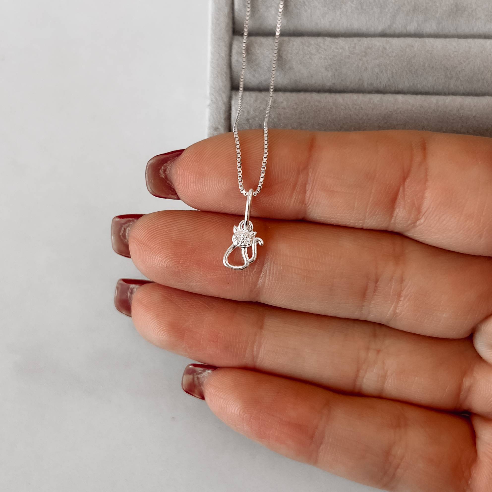 Imagem Secundária Colar pingente gato vazado com zircônias 7mm 40cm