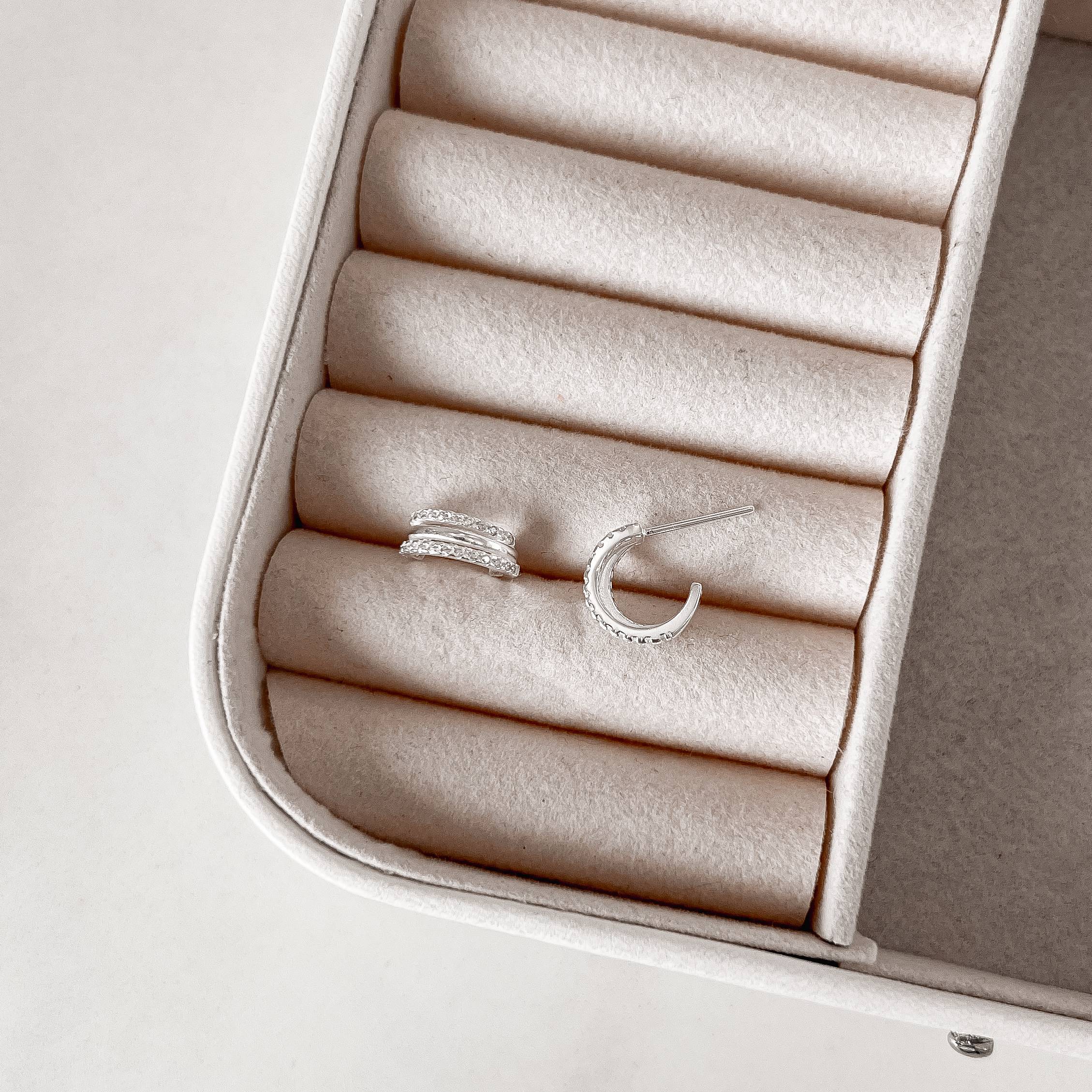 Argola 3 fios liso e cravejado 12mm tarraxa