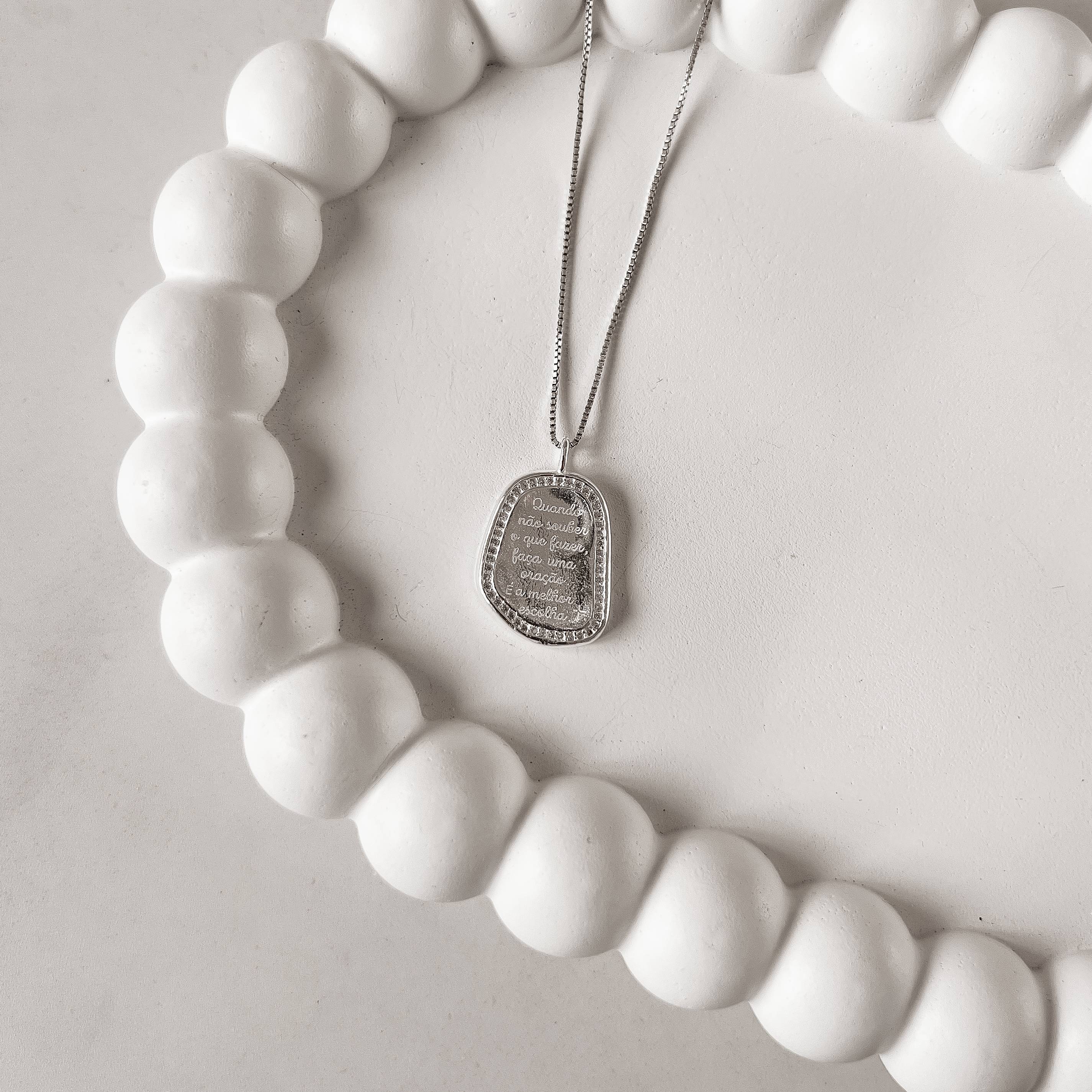 Colar medalha quando não souber o que fazer, faça uma oração. É a melhor escolha 19mm borda cravejada 45cm