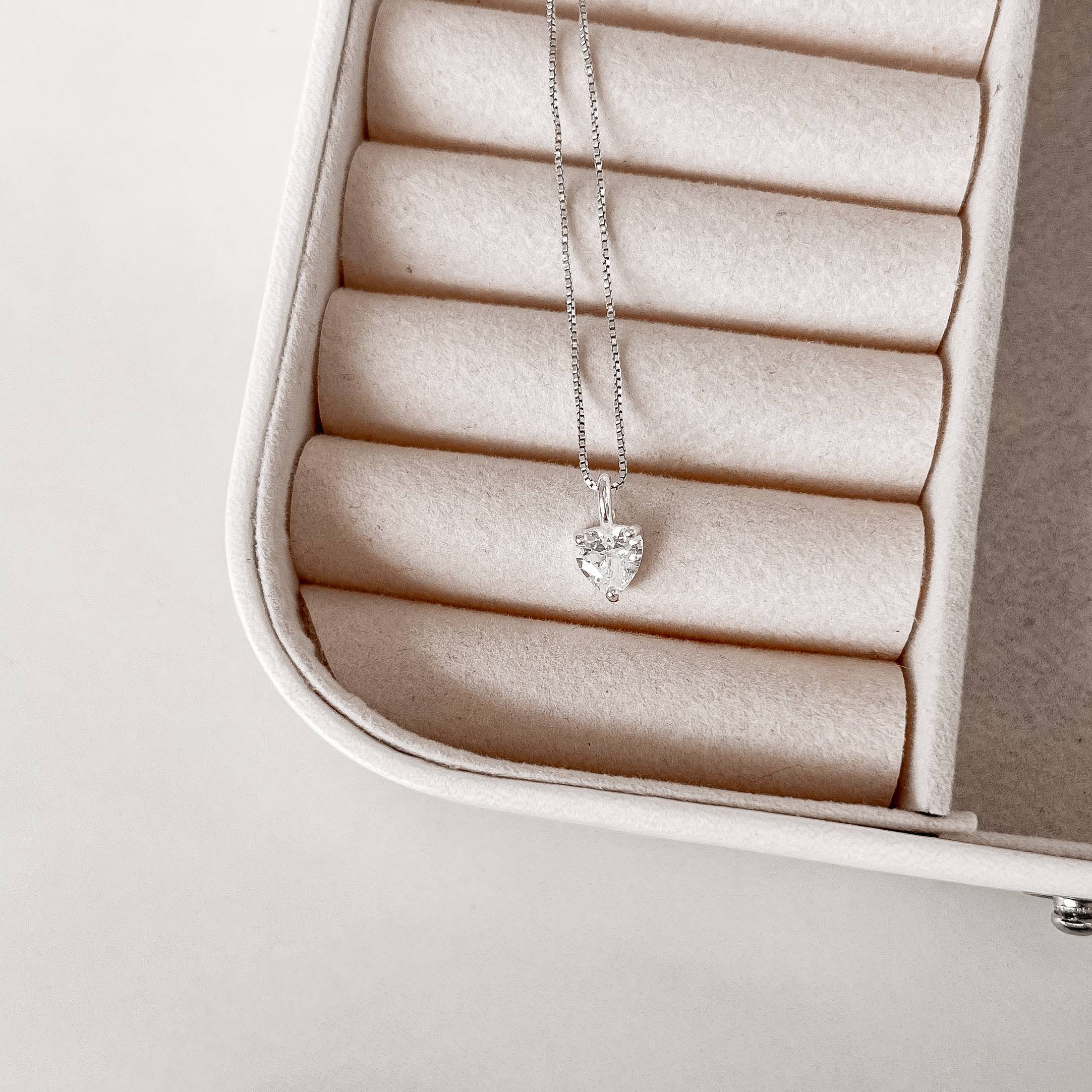 Colar zircônia coração cristal 7mm 40cm