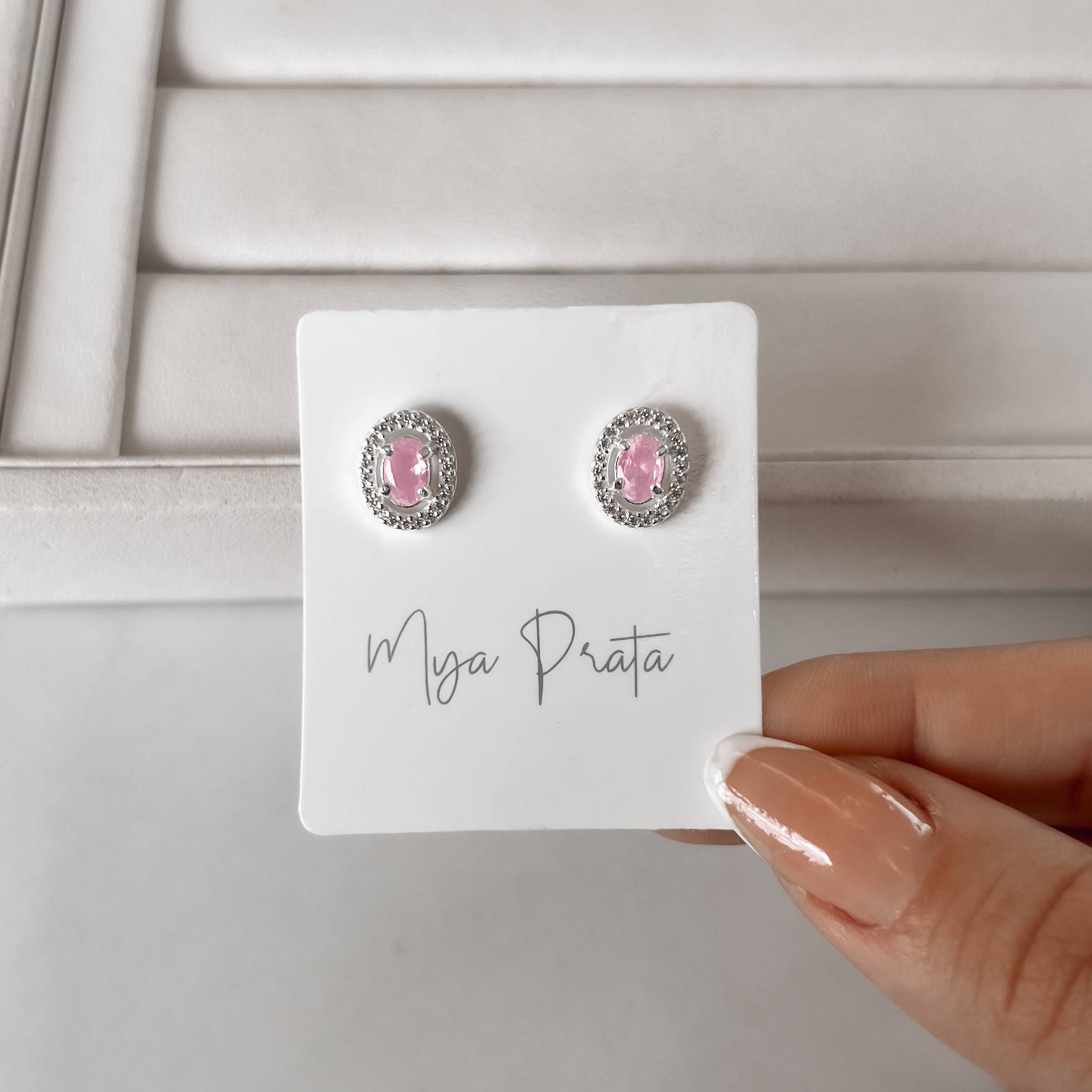 Imagem Brinco zircônia oval rosa com cravejado 11mm