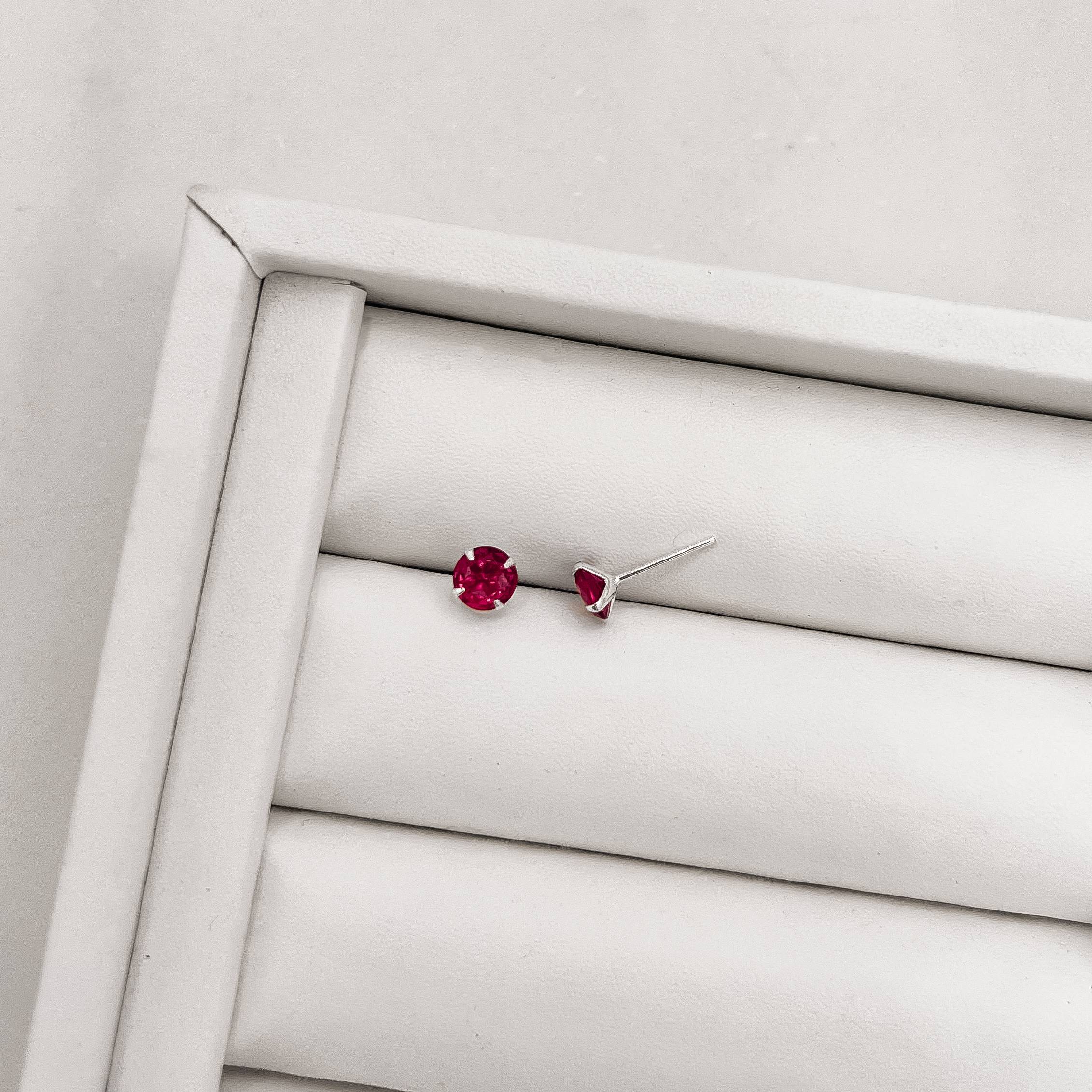 Imagem Secundária Brinco zircônia redonda cereja 6mm