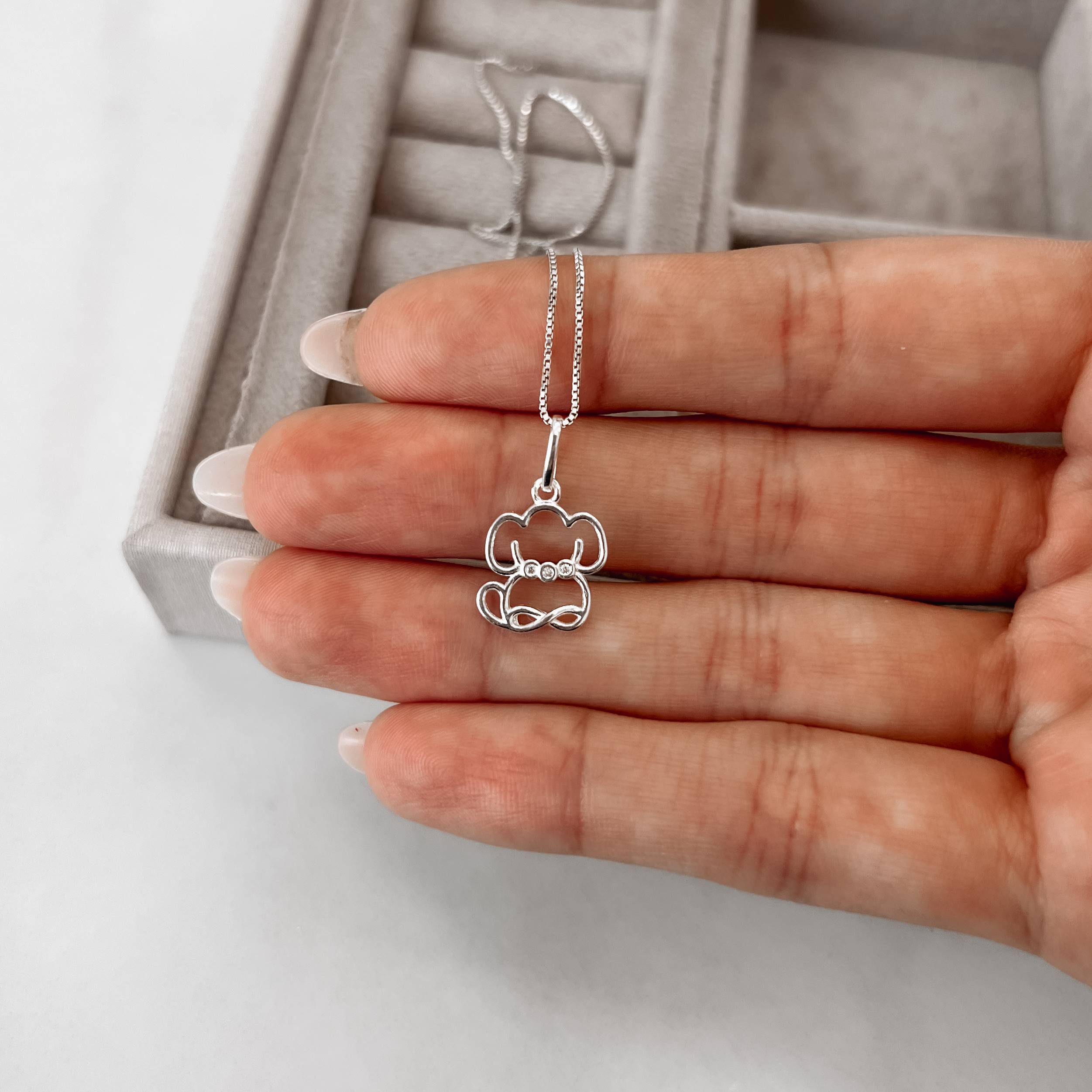 Imagem Secundária Colar pingente cachorro vazado com zircônias 12mm 45cm