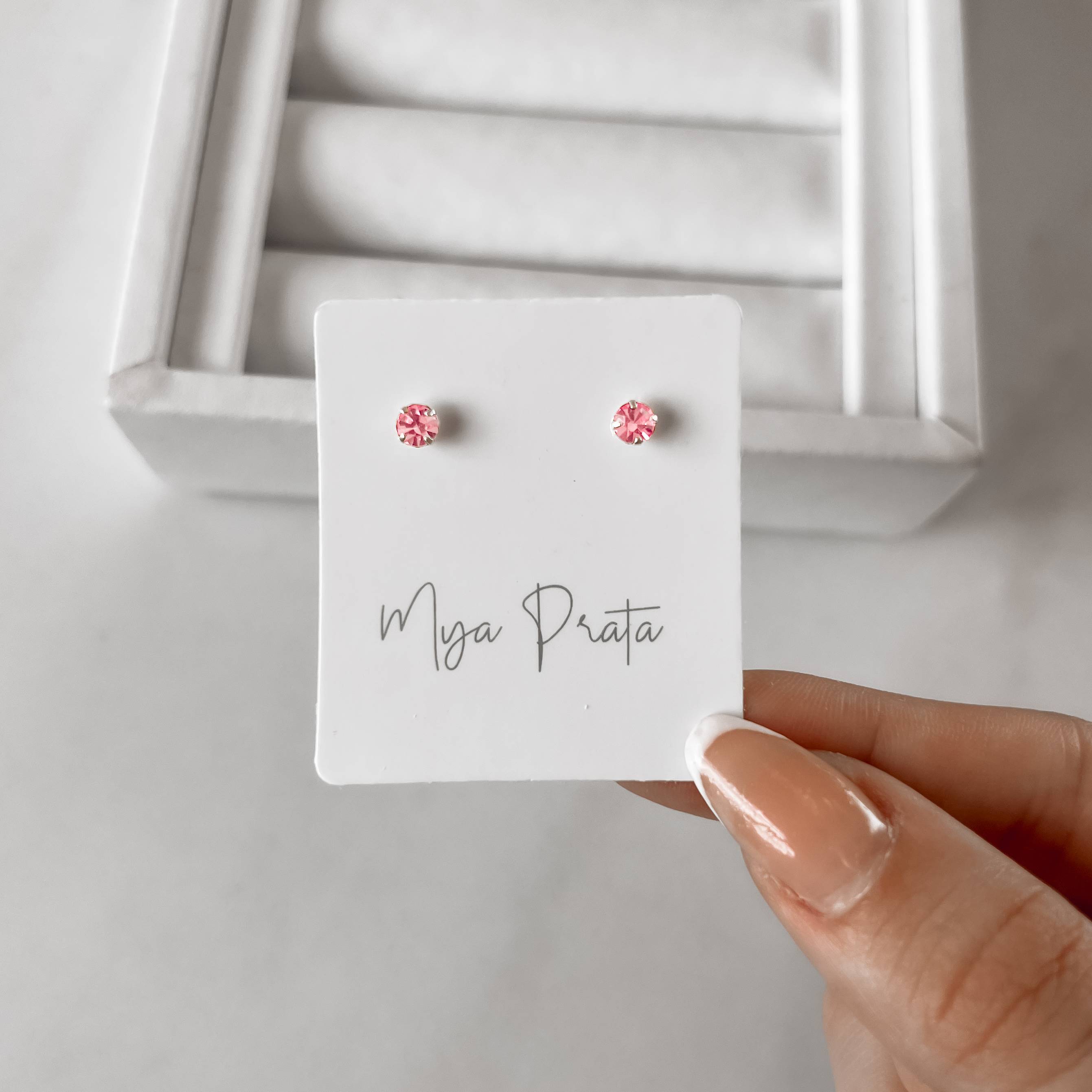 Brinco zircônia rosa 4mm