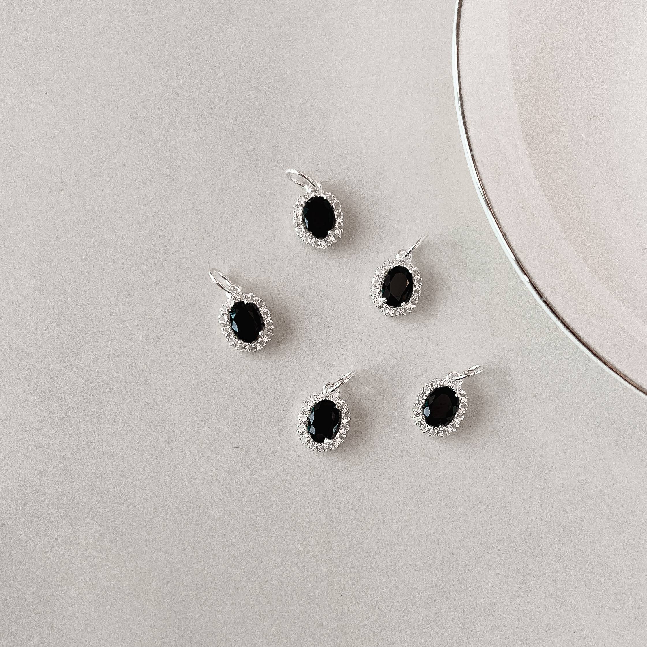 Pingente zircônia oval ônix com cravejado 10mm