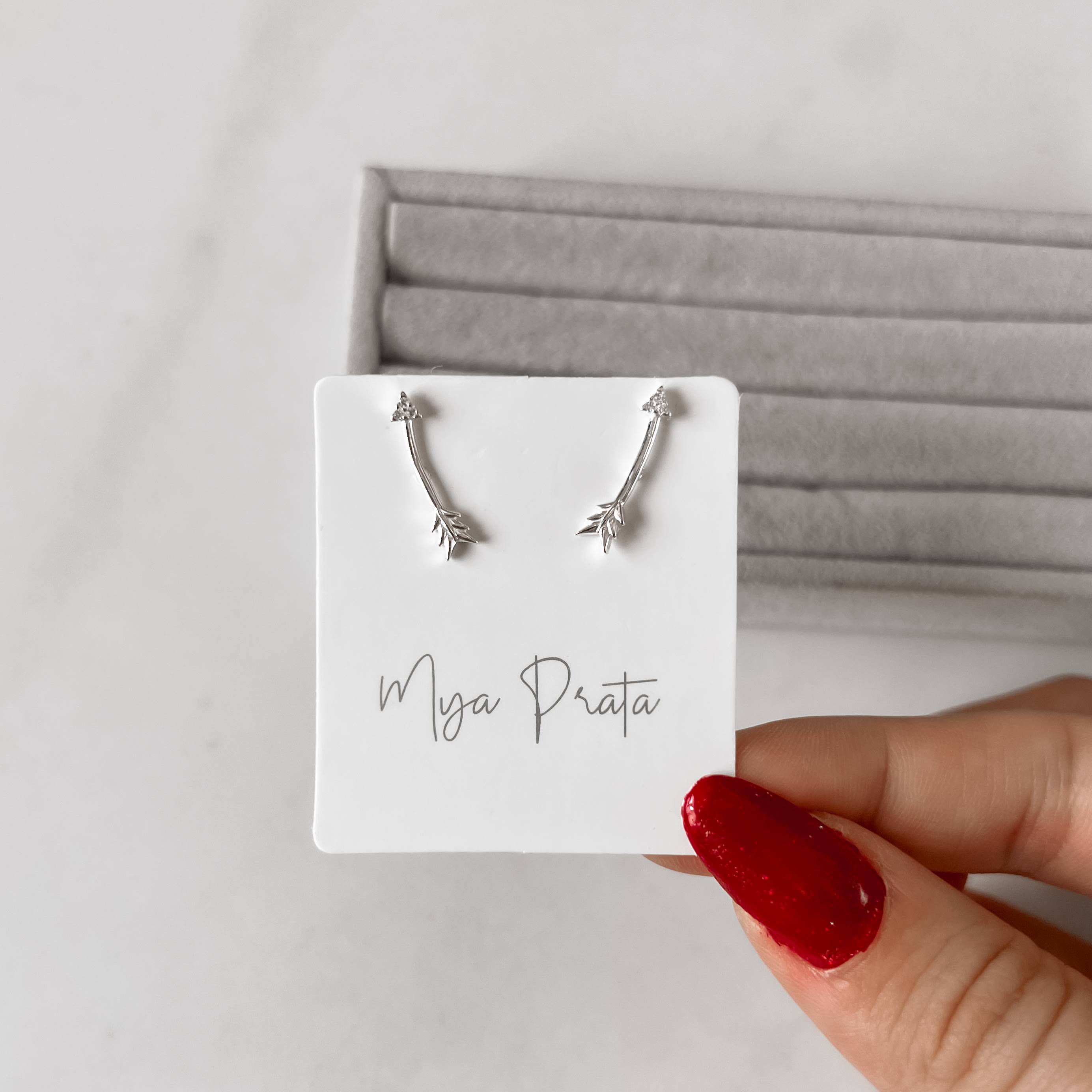 Imagem Brinco flecha detalhe cravejado 17mm