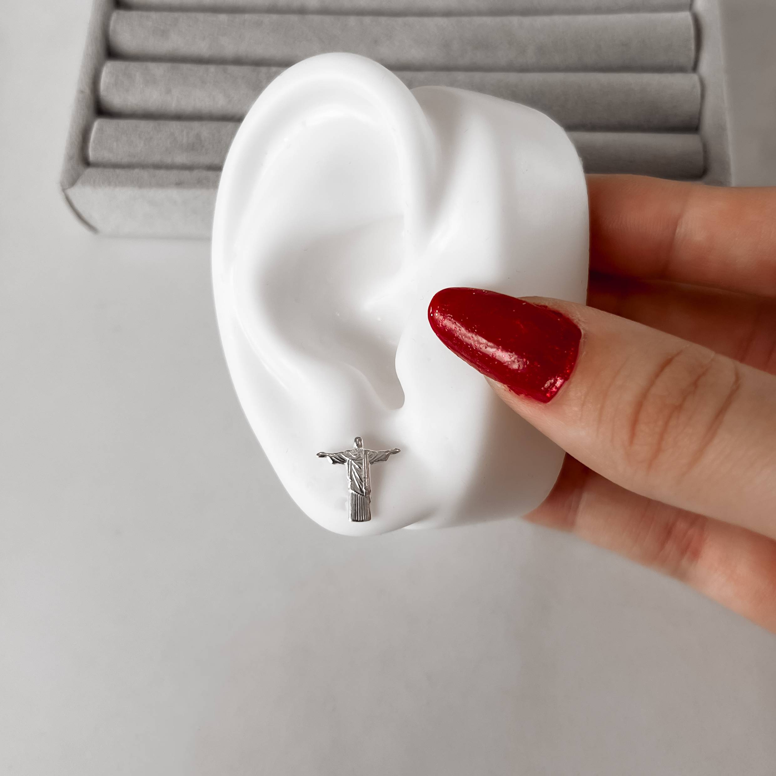 Imagem Secundária Brinco Cristo 12mm