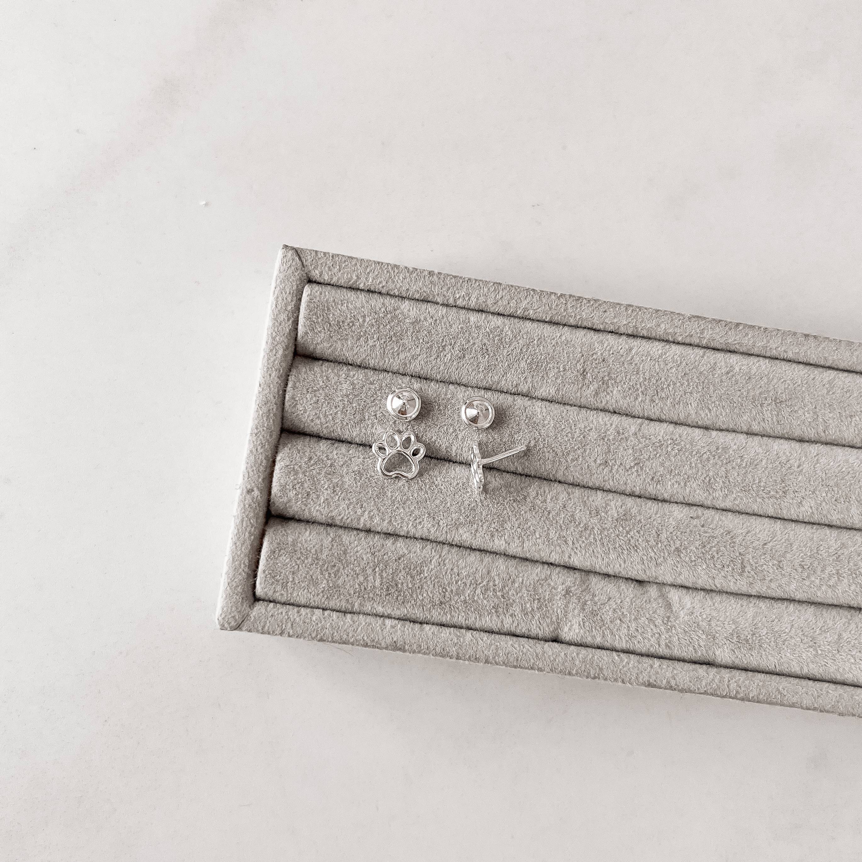 Brinco infantil pata vazada 8mm tarraxa baby