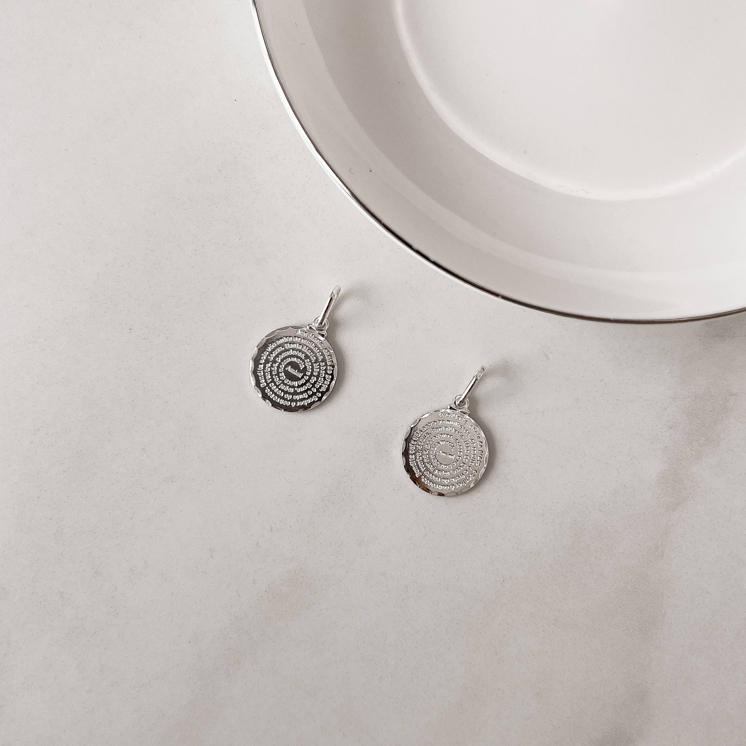 Pingente medalha Ave Maria 15mm