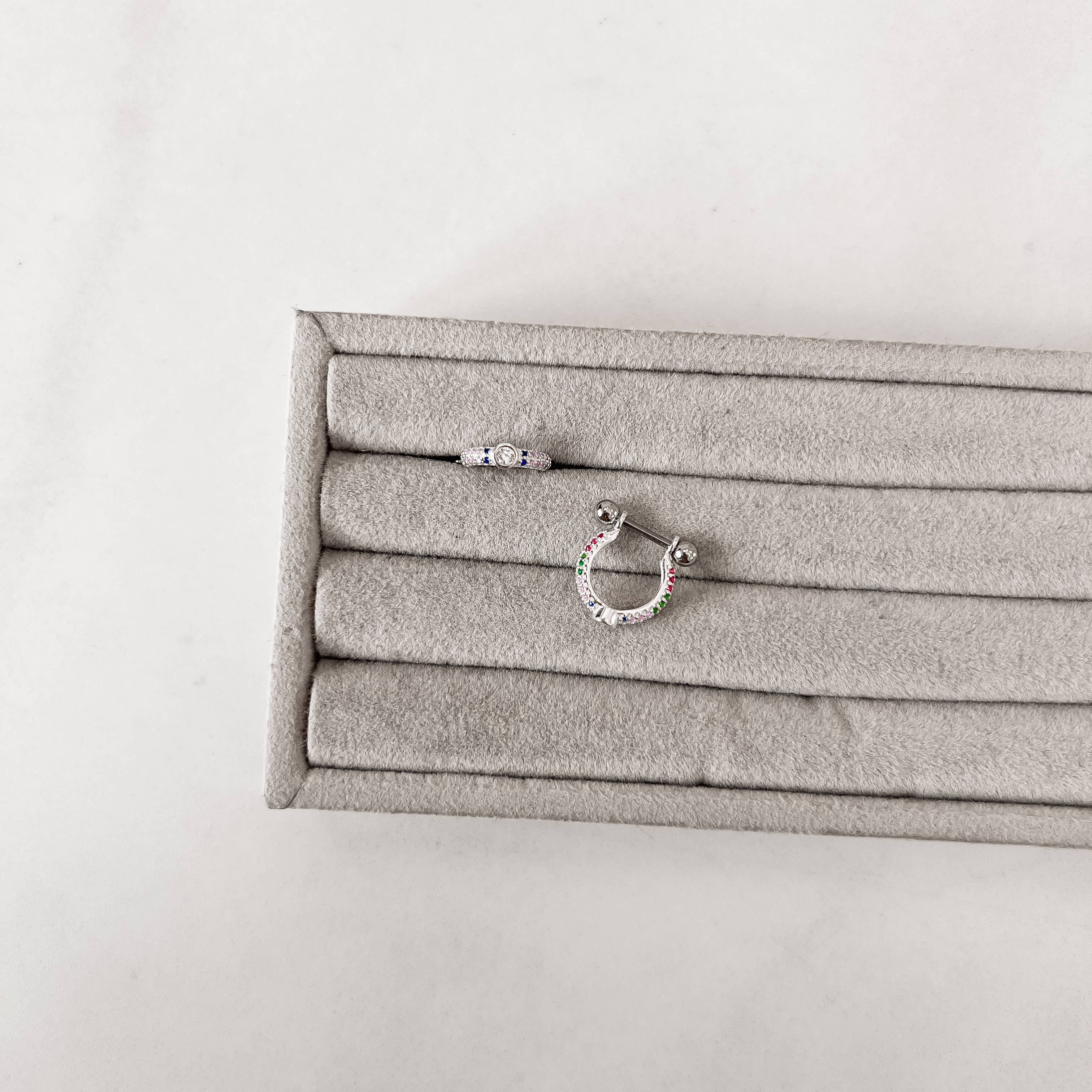 Piercing cravejado duplo colorido detalhe zircônia haste