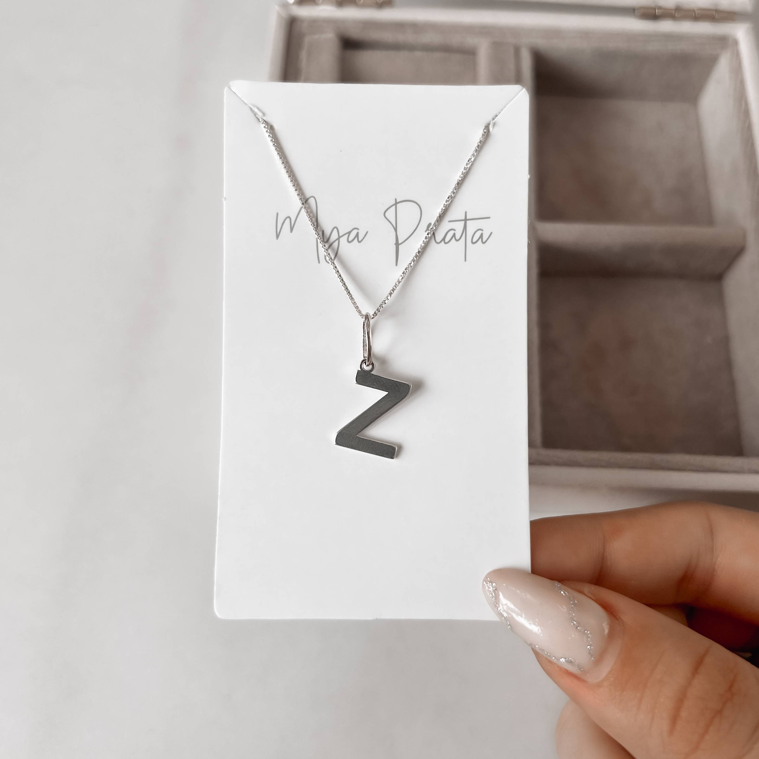 Imagem Colar pingente letra Z 45cm