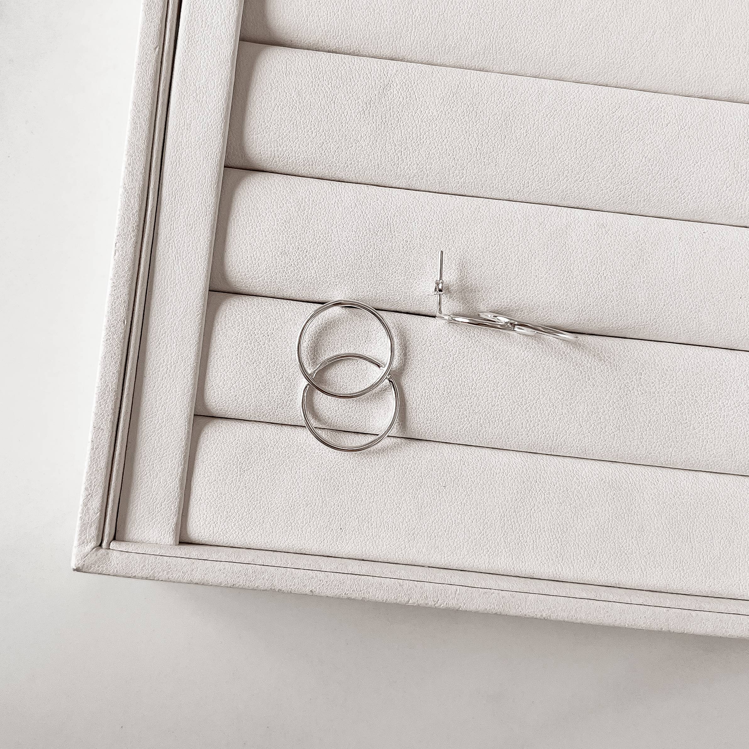 Imagem Brinco 2 círculos vazados 30mm