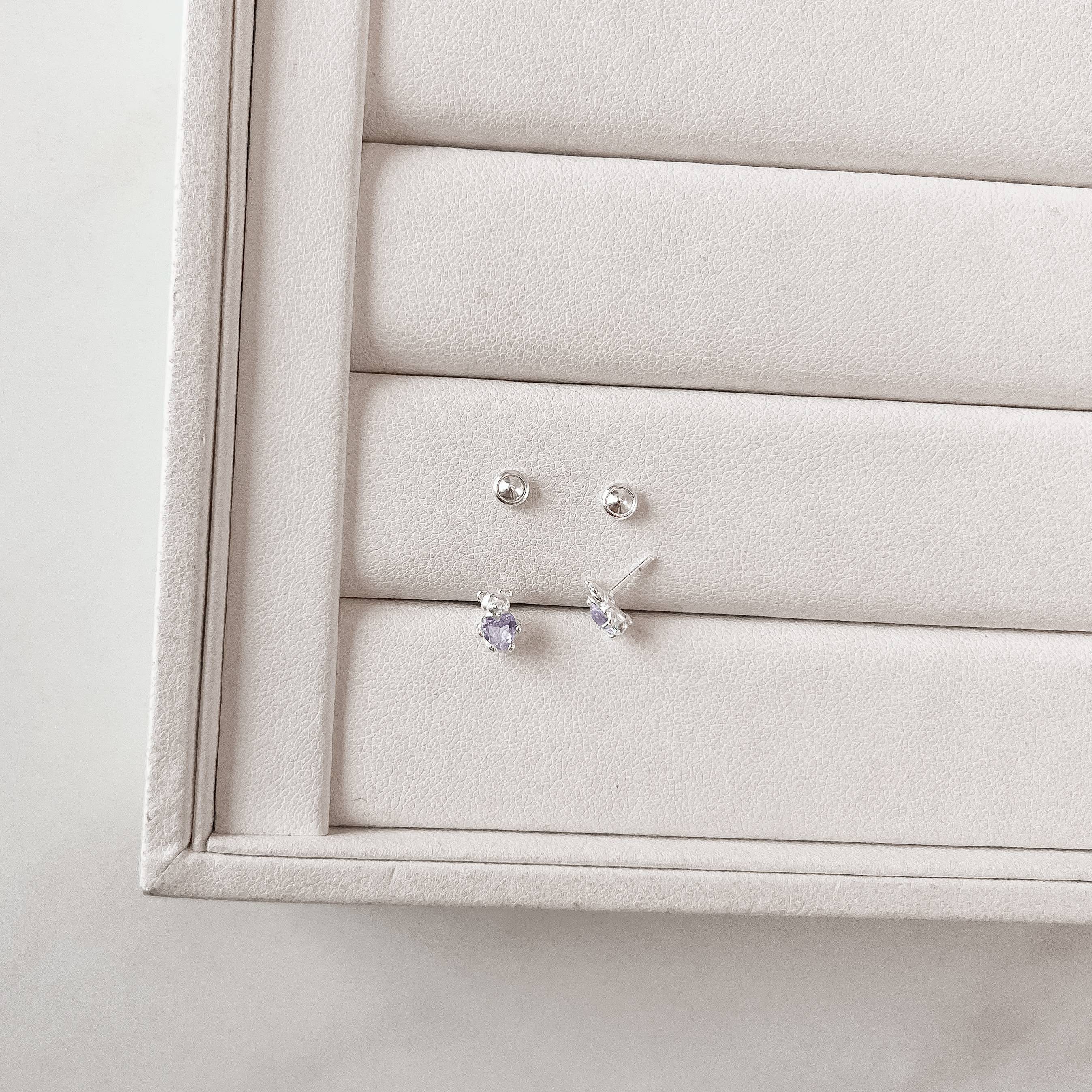 Imagem Secundária Brinco infantil urso com zircônia coração lilás 7mm tarraxa baby