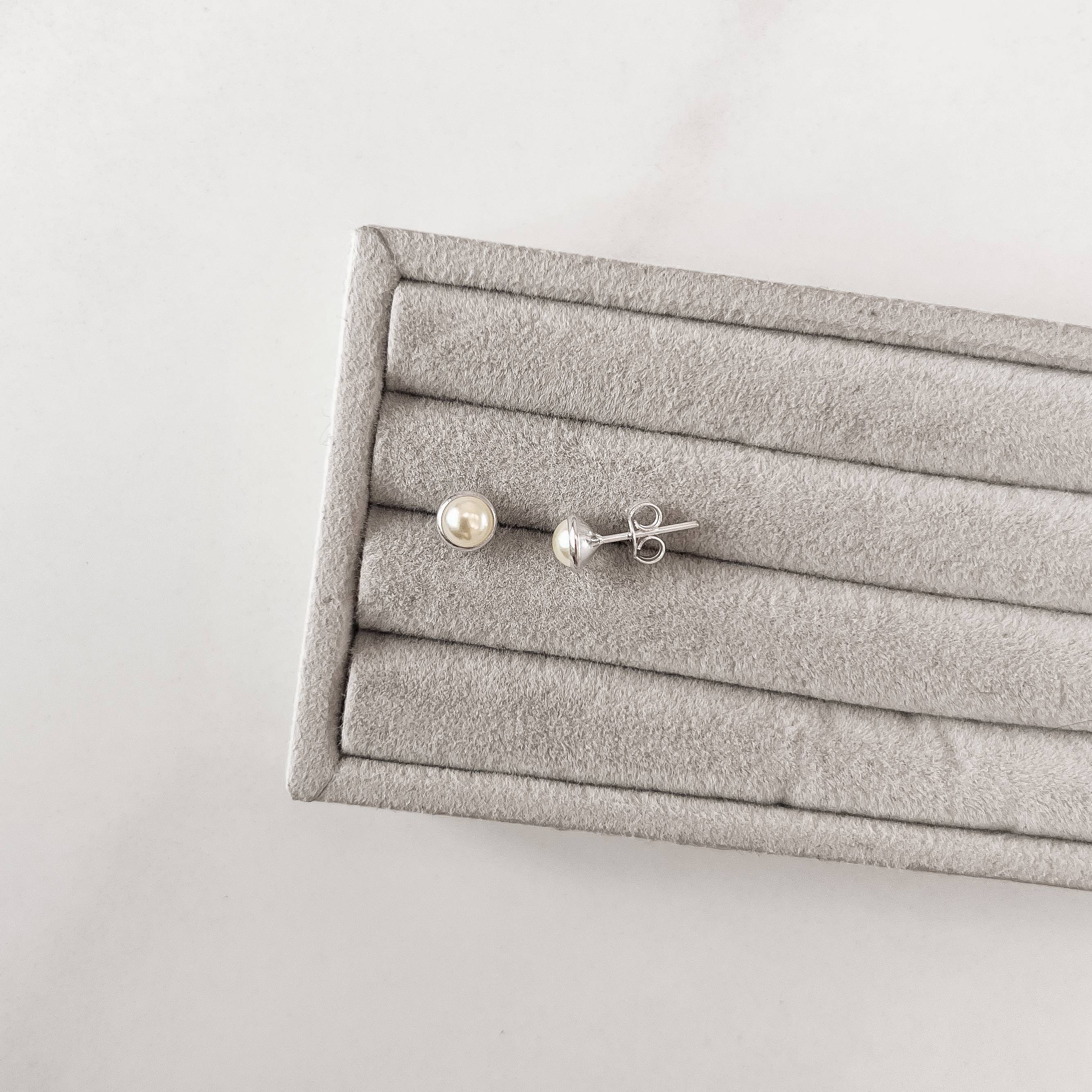 Imagem Secundária Brinco meia pérola 5mm