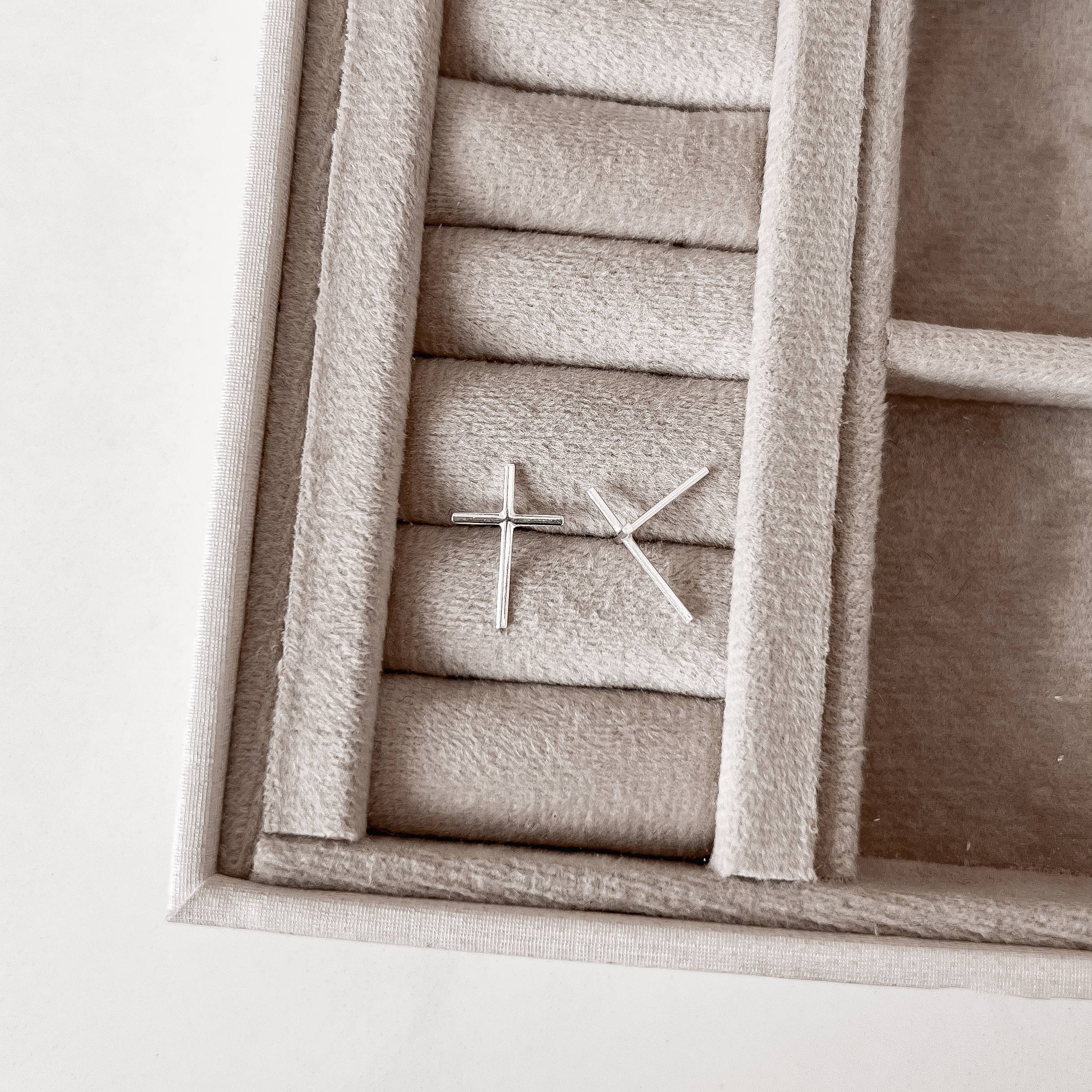 Imagem Brinco cruz palito 16mm