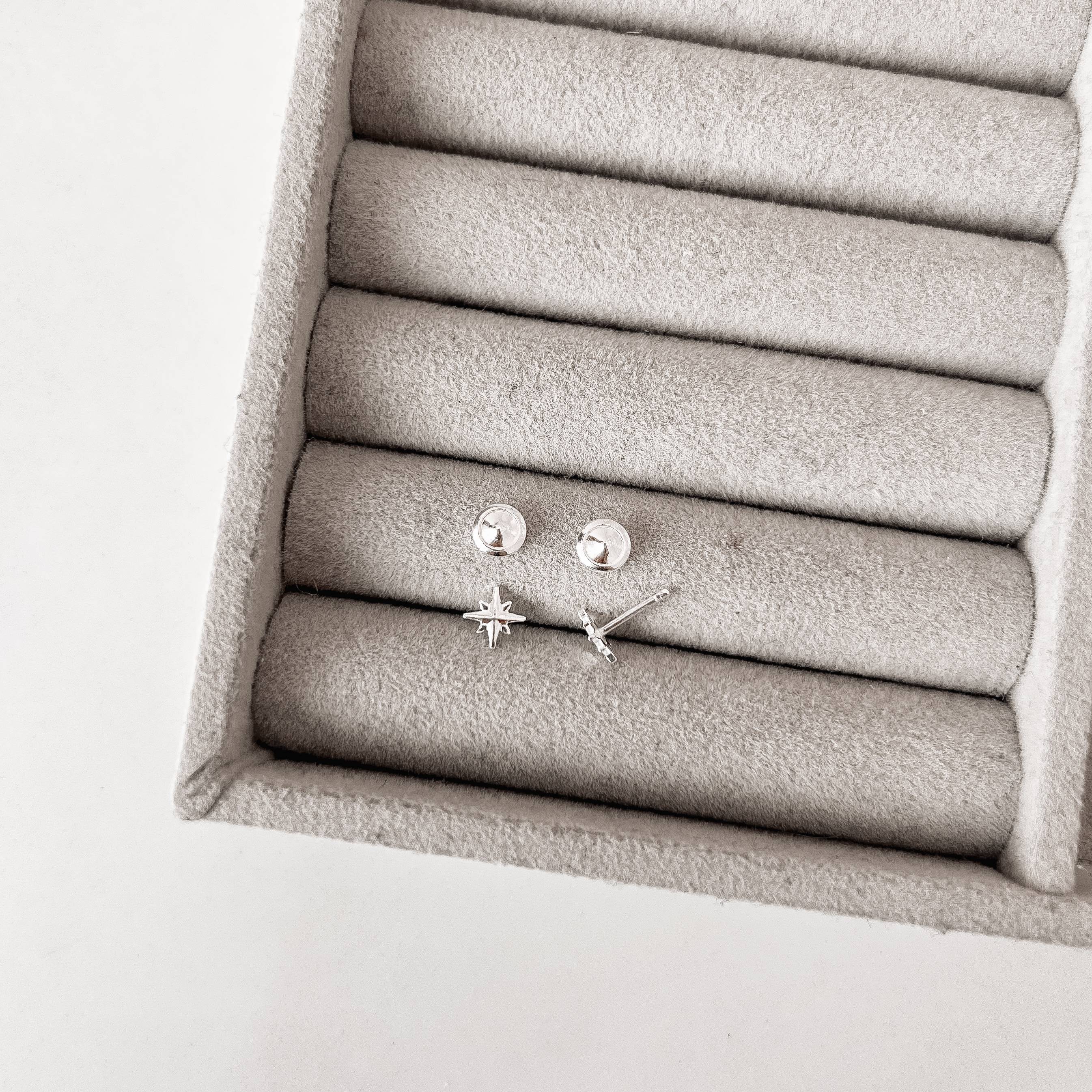 Brinco infantil estrela oito pontas 6mm tarraxa baby