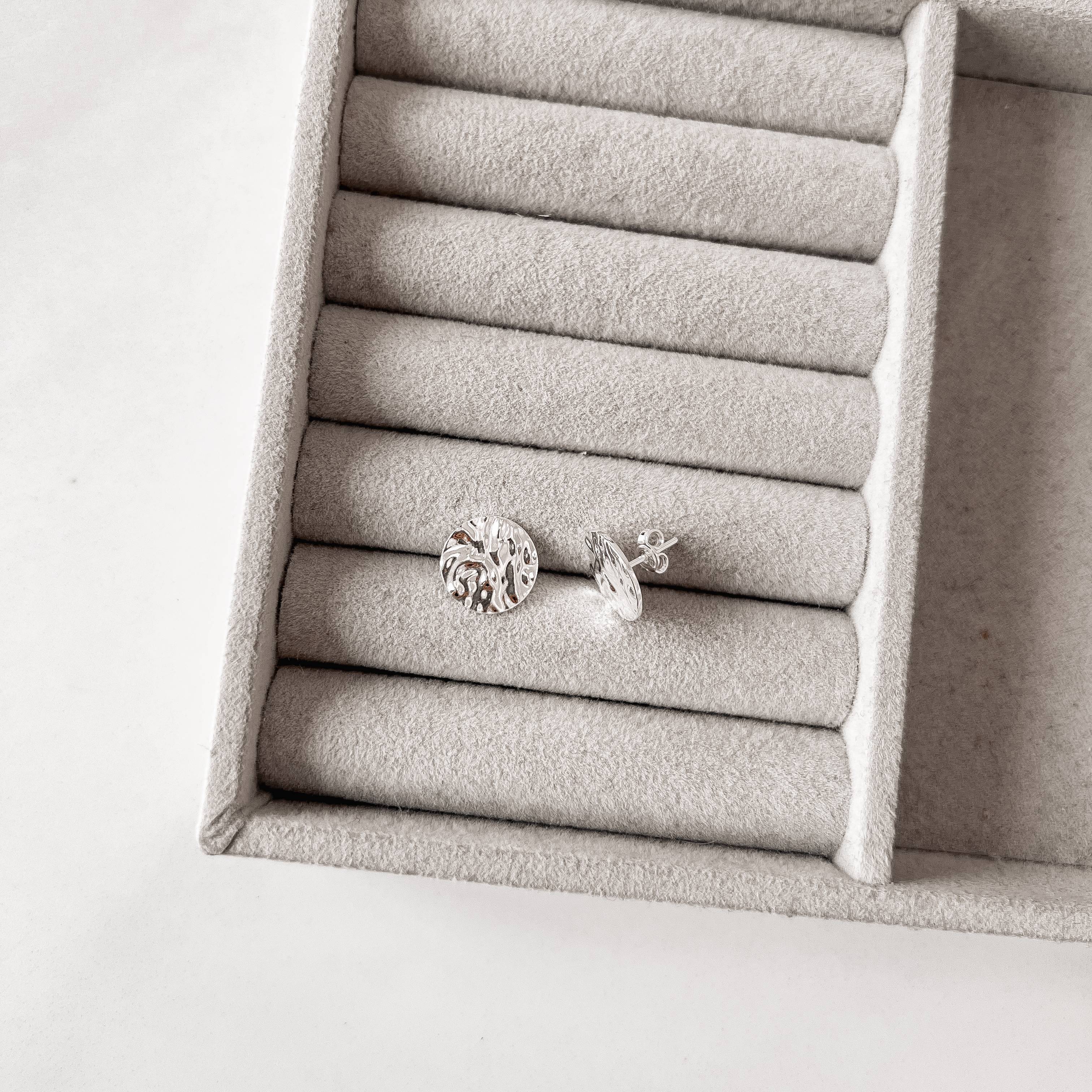 Imagem Brinco circulo detalhe texturizado 12mm