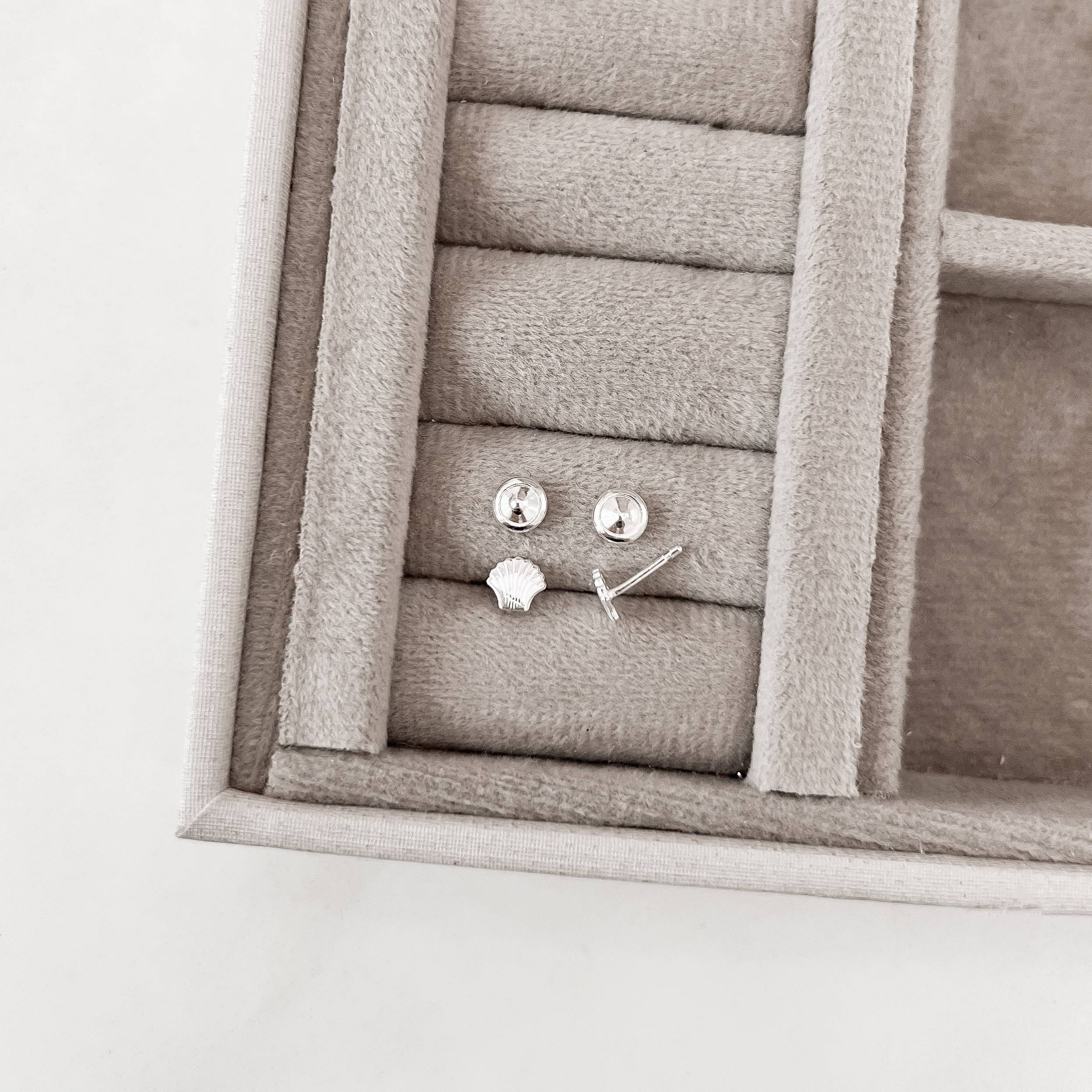 Imagem Secundária Brinco infantil concha 5mm tarraxa baby