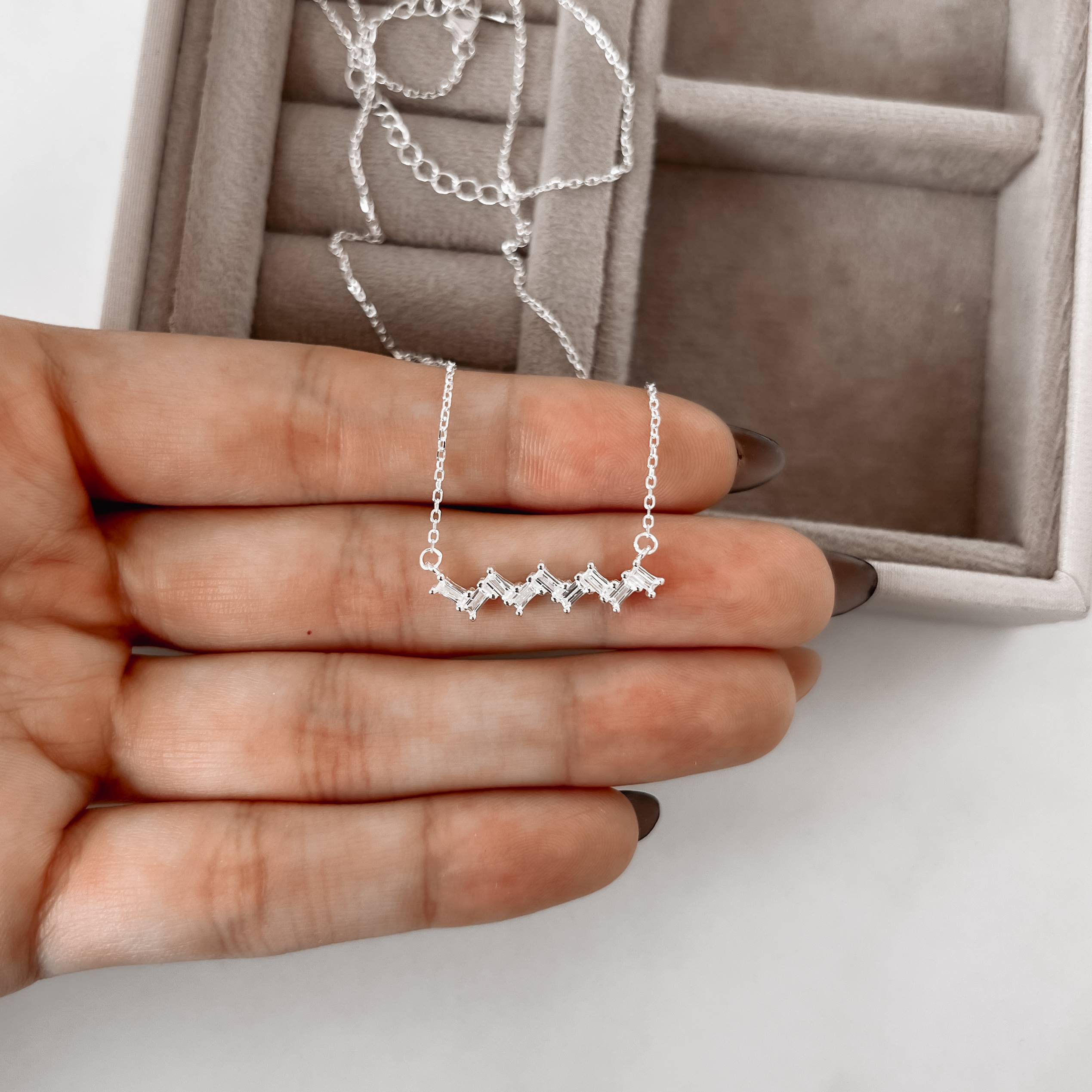 Colar entremeio zircônias retangulares 24mm 40+5cm