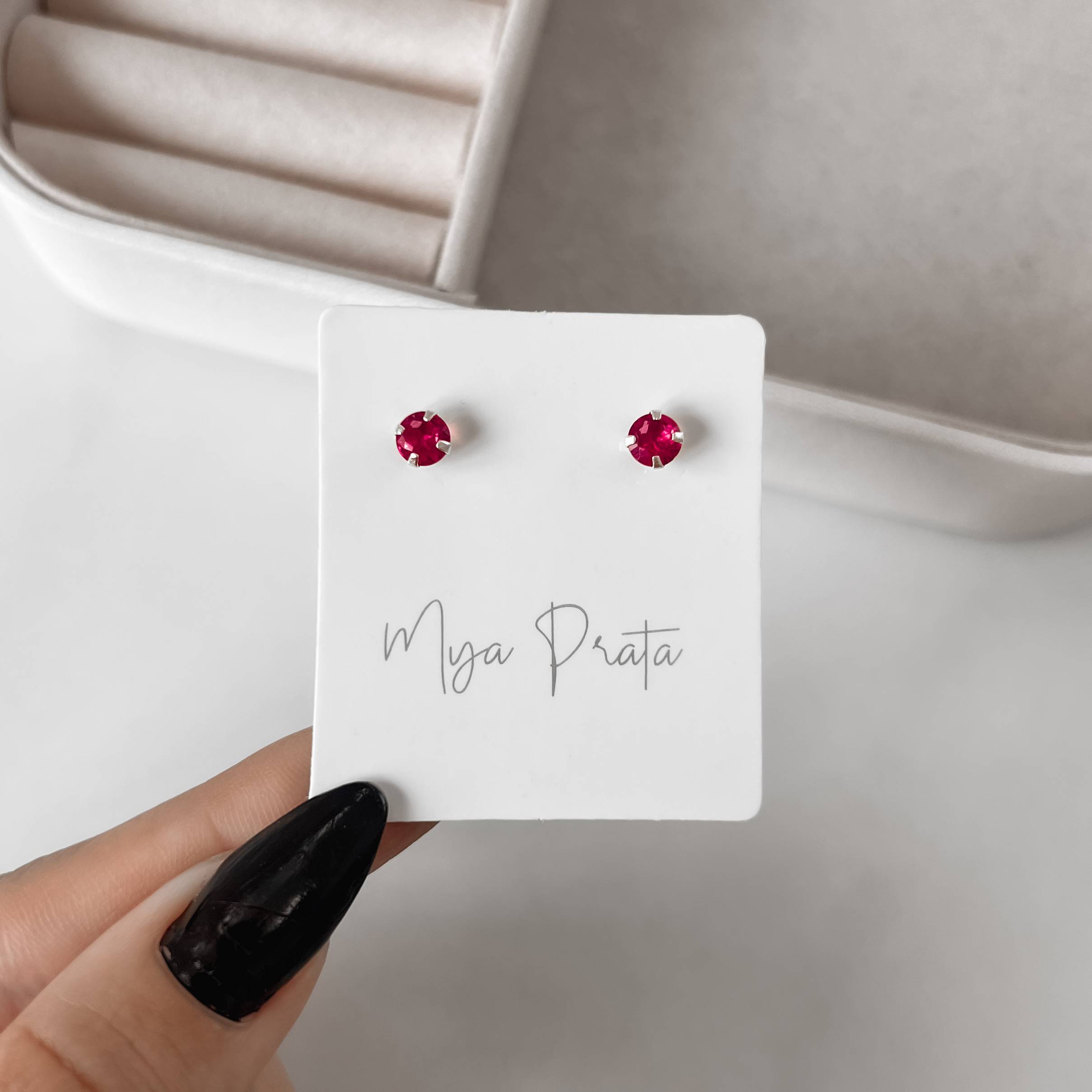 Imagem Secundária Brinco zircônia redonda cereja 5mm