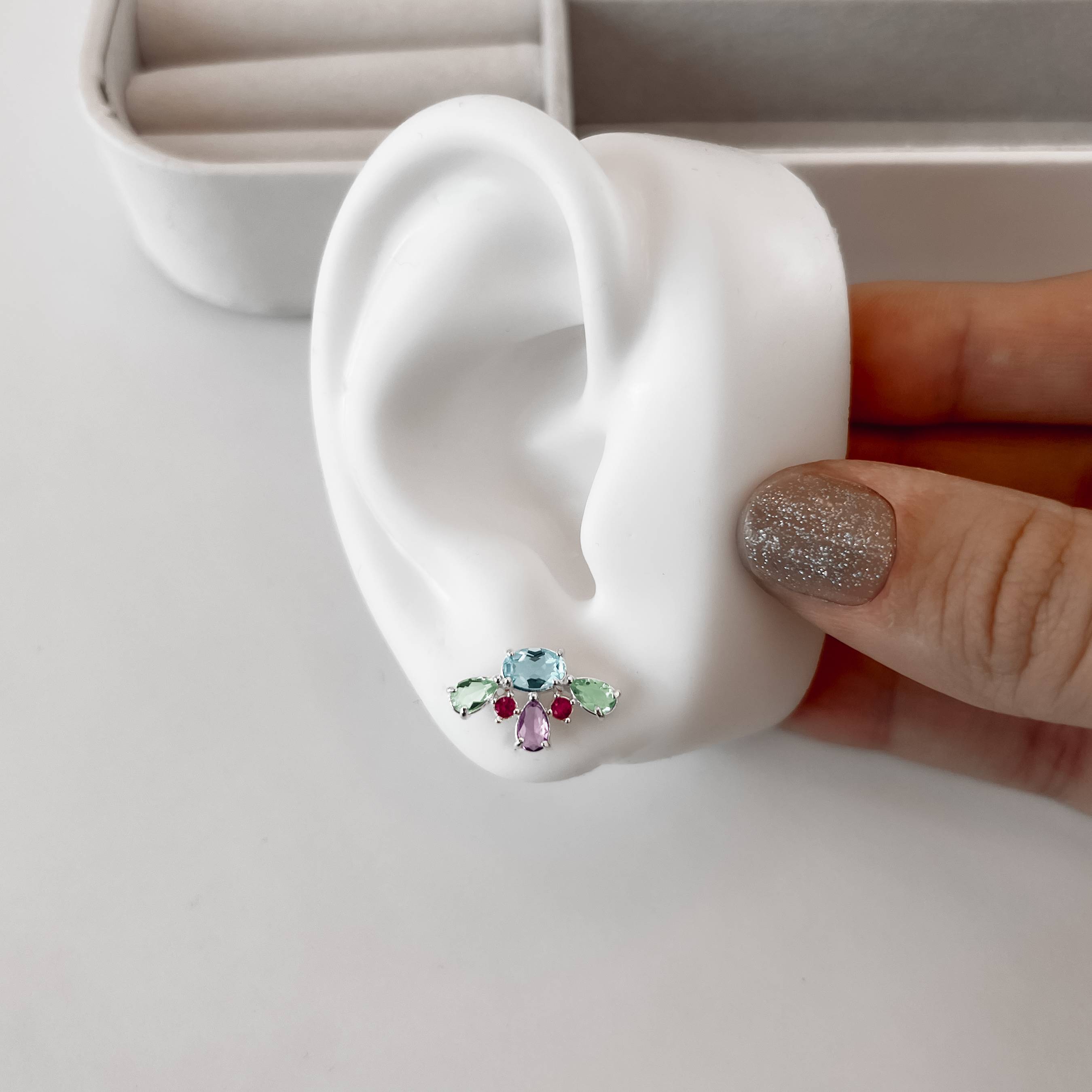 Imagem Brinco zircônias coloridas 17mm