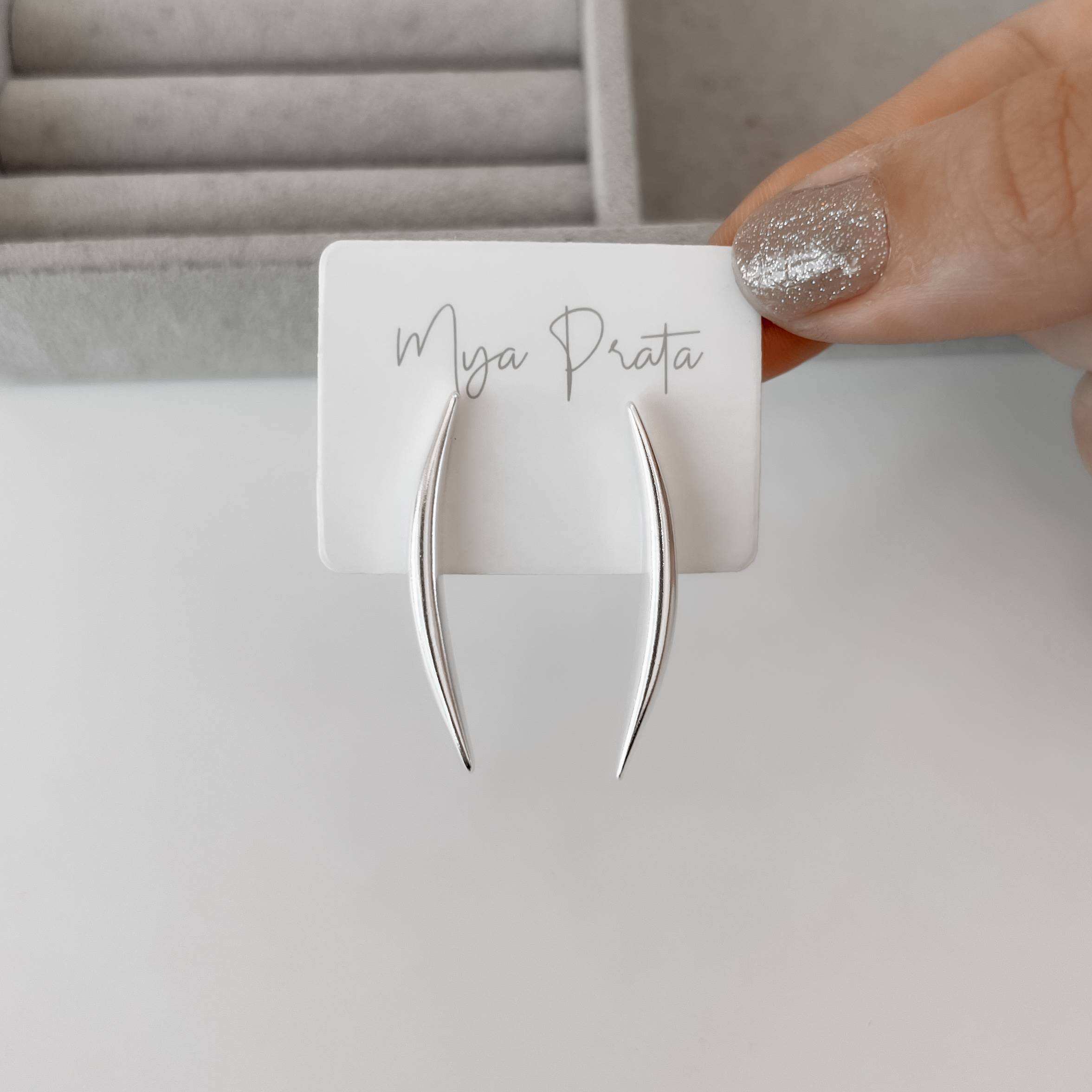 Imagem Brinco palito curvado 34mm