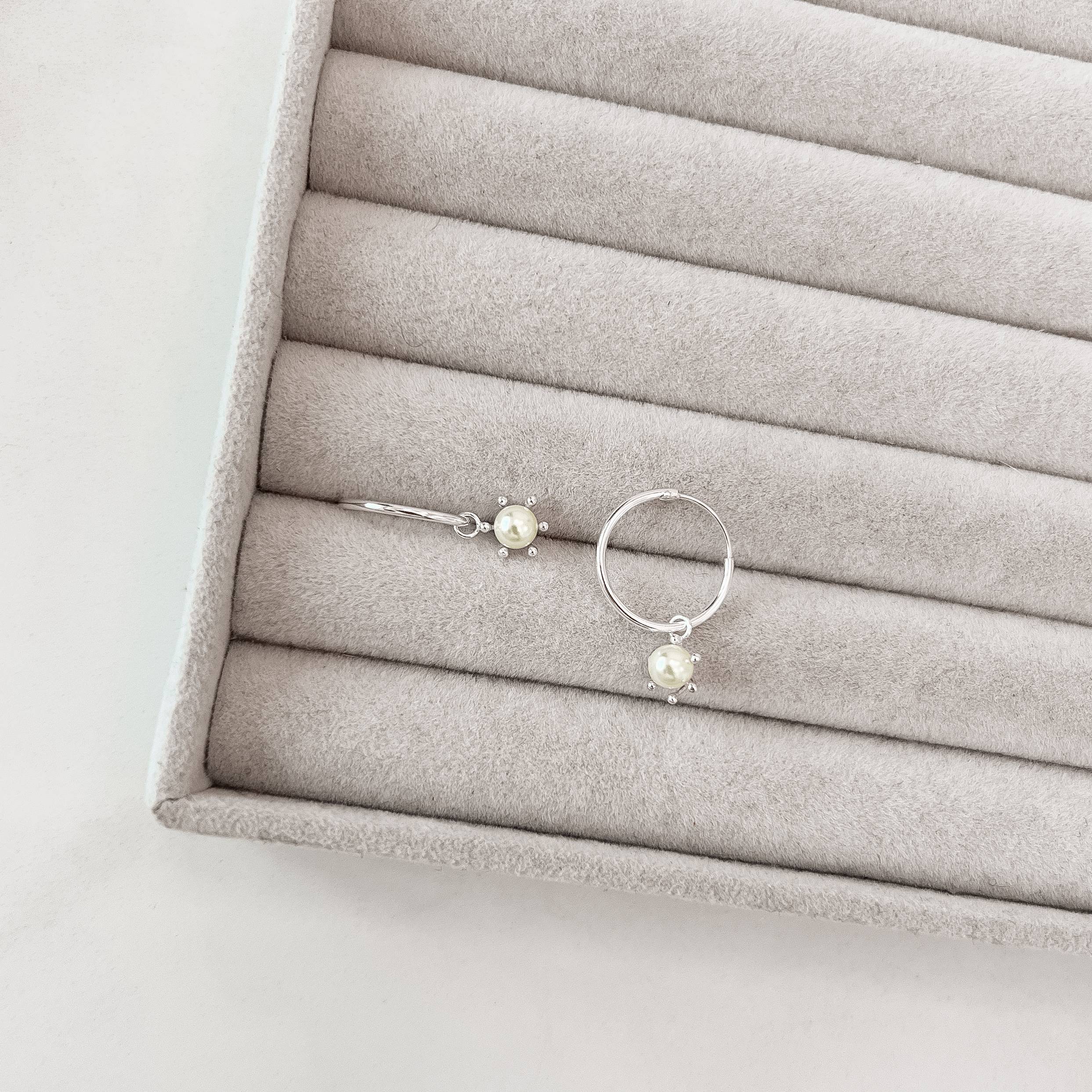 Imagem Secundária Argola redonda rebitada 16mm pingente pérola