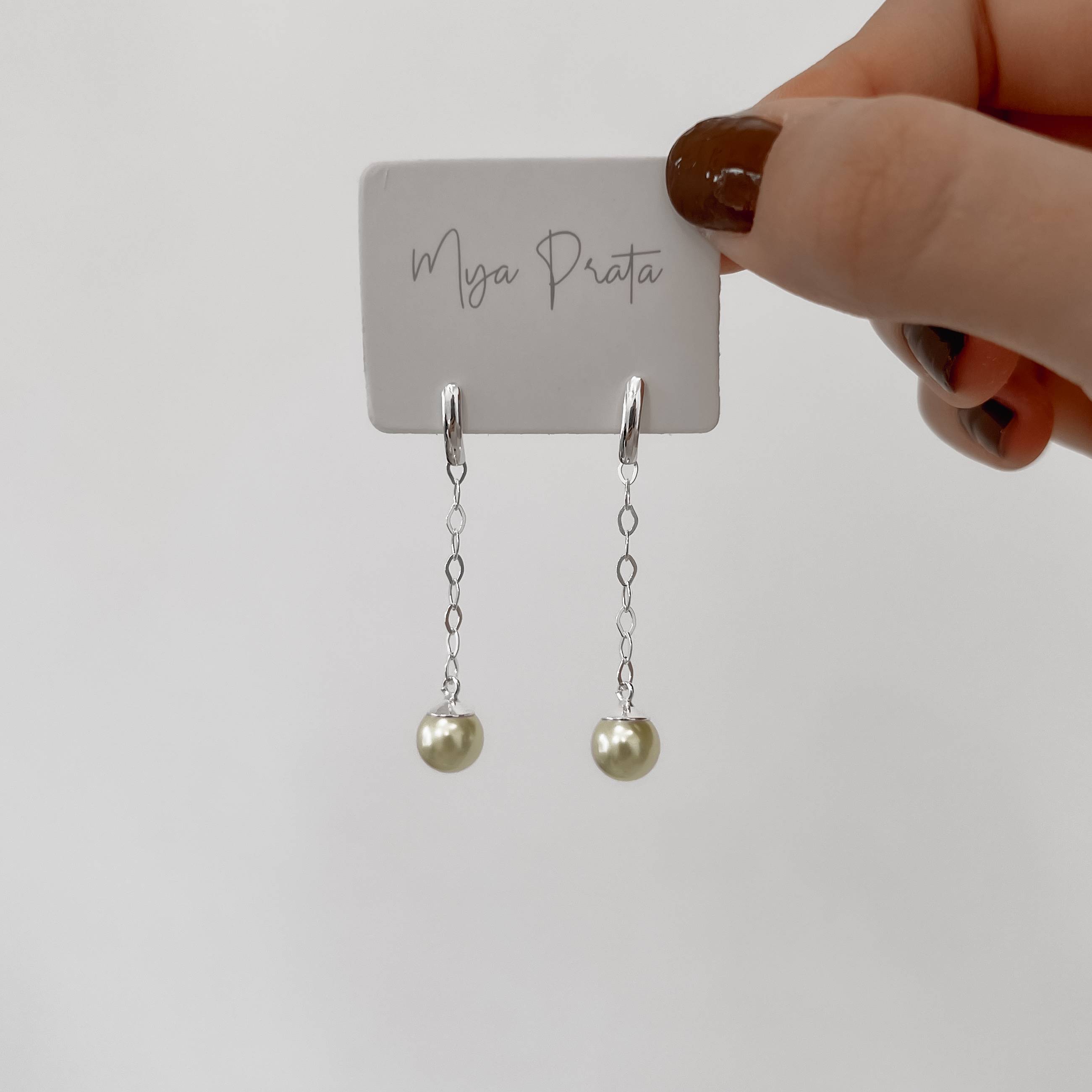 Imagem Brinco base corrente com pérola 8mm