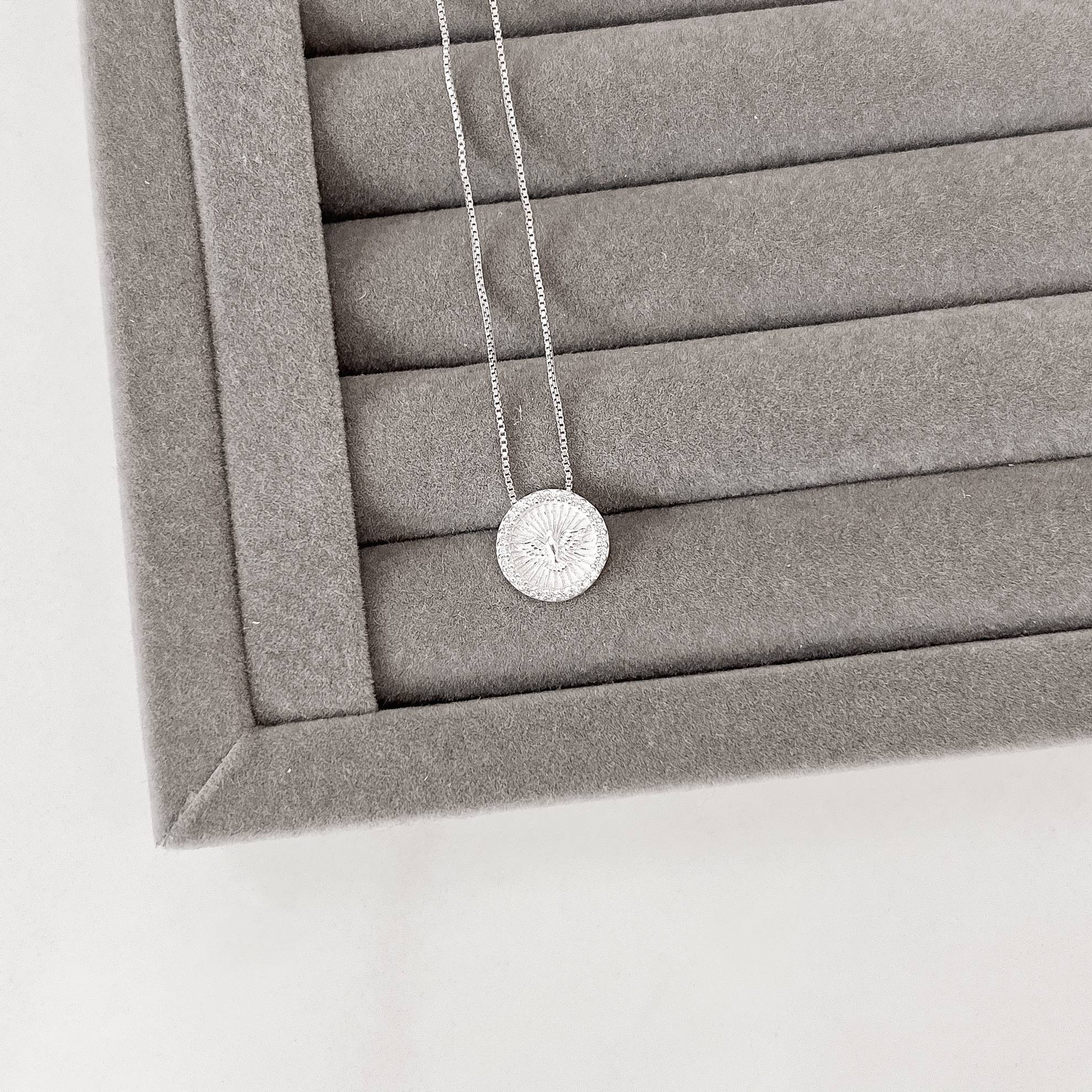 Imagem Secundária Colar medalha Espírito Santo cravejado 12mm 45cm