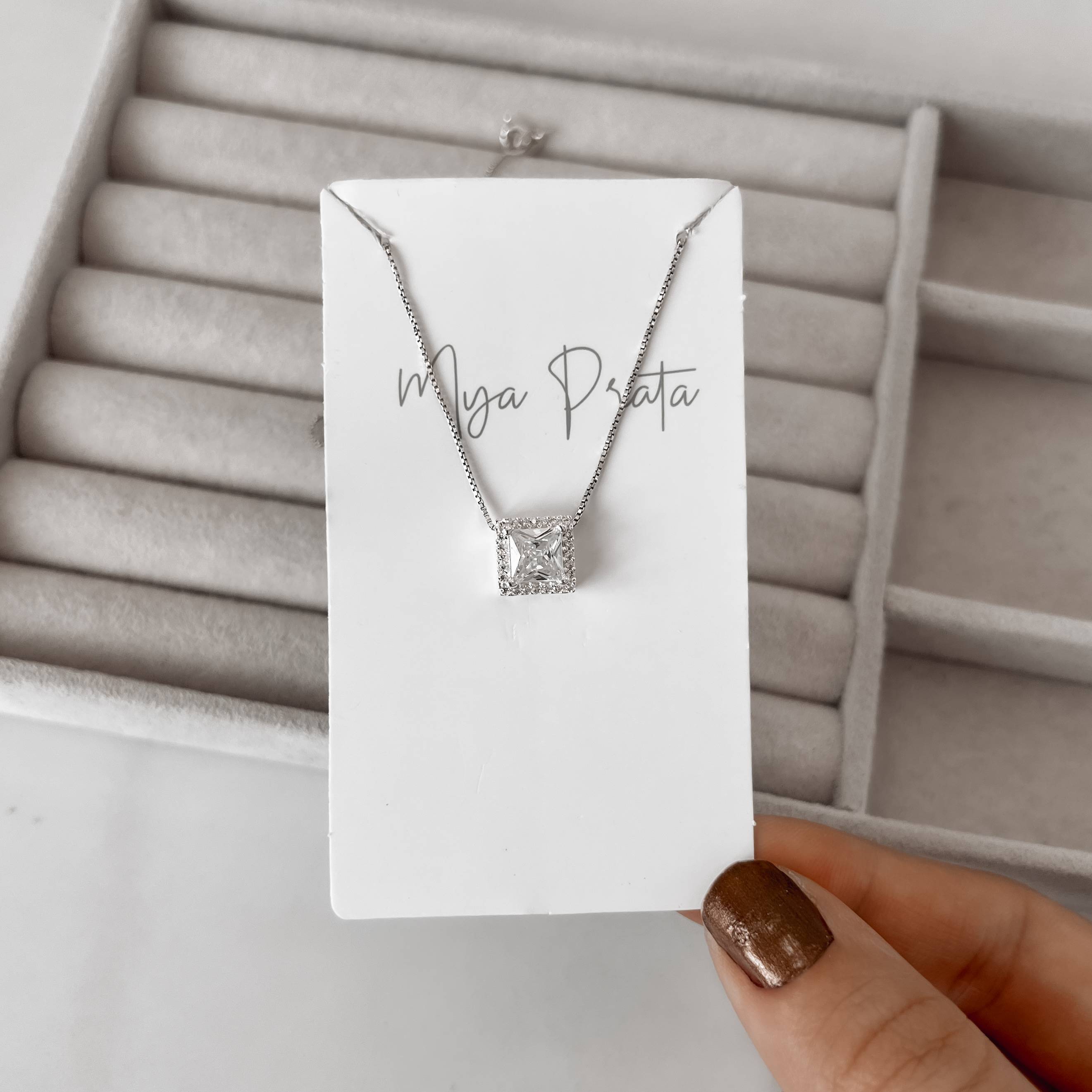 Imagem Secundária Colar zircônia quadrada com cravejado 9mm 45cm