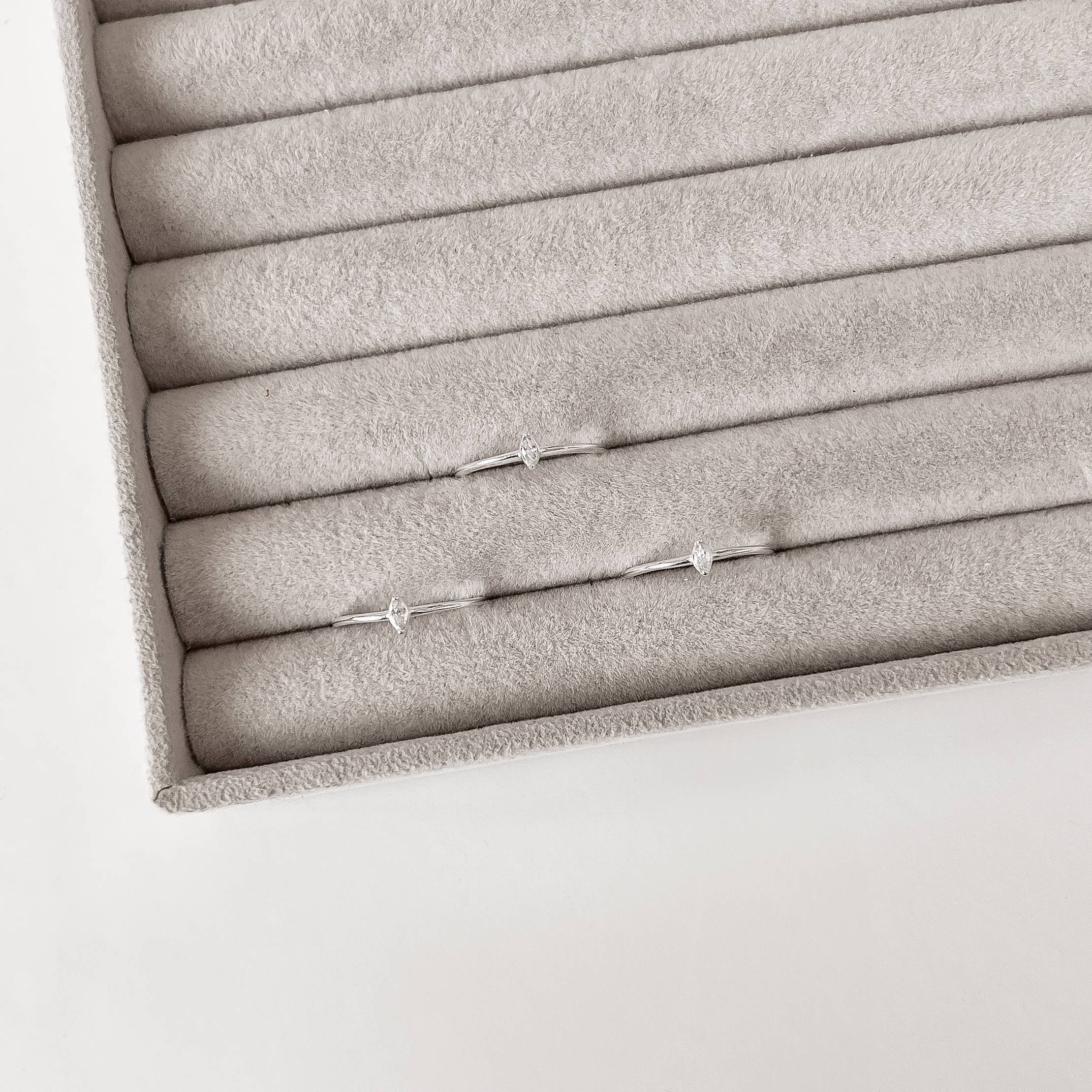 Anel zircônia navete cristal 5mm