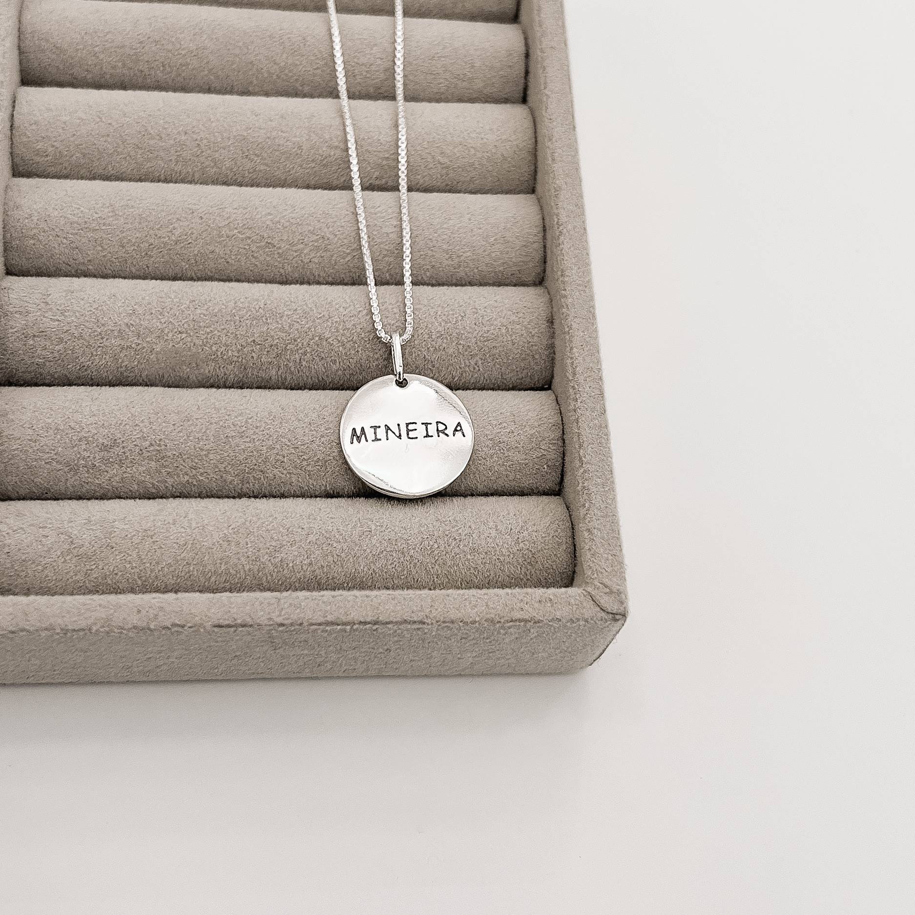 Colar pingente medalha mineira 40+5cm