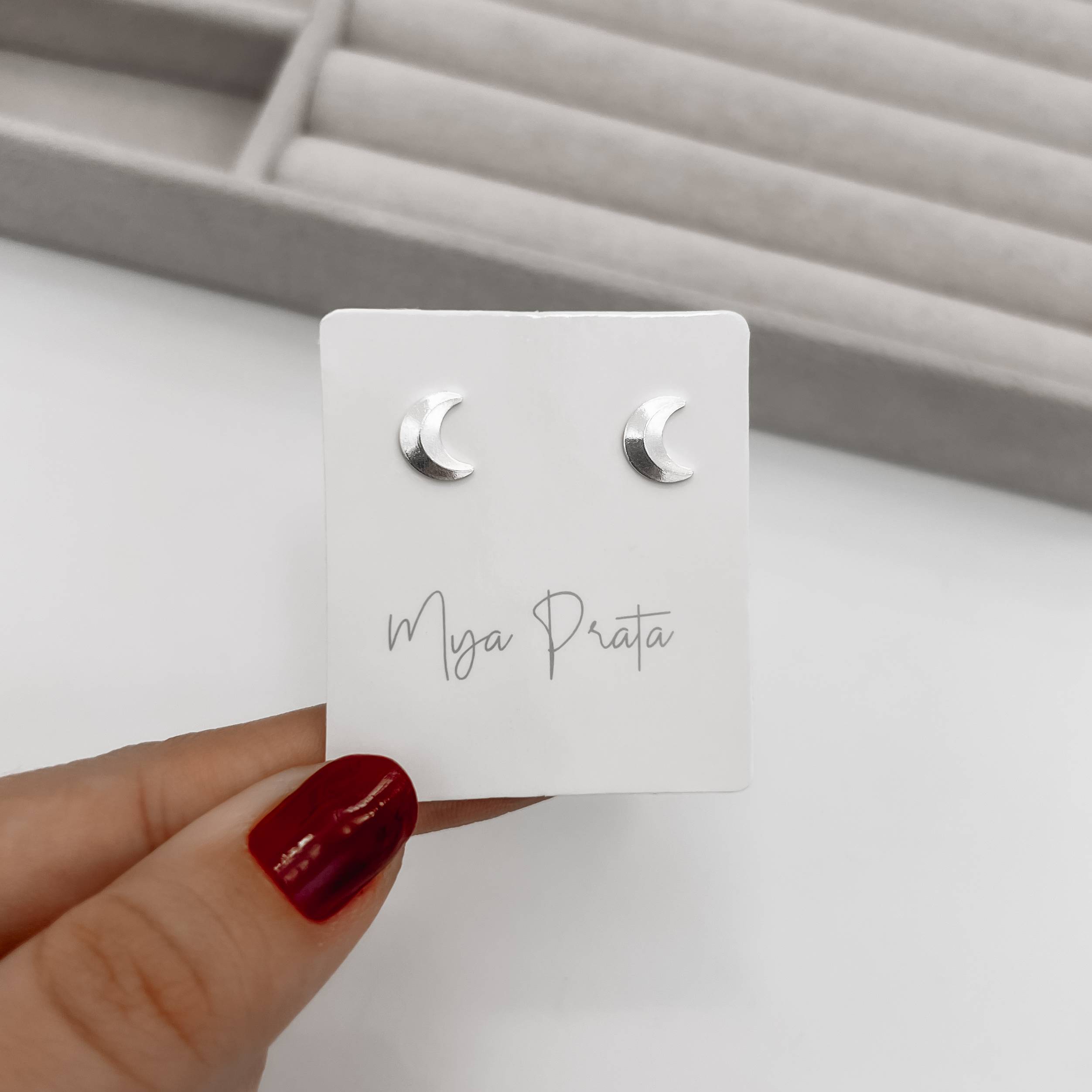 Imagem Secundária Brinco lua com vinco 8mm