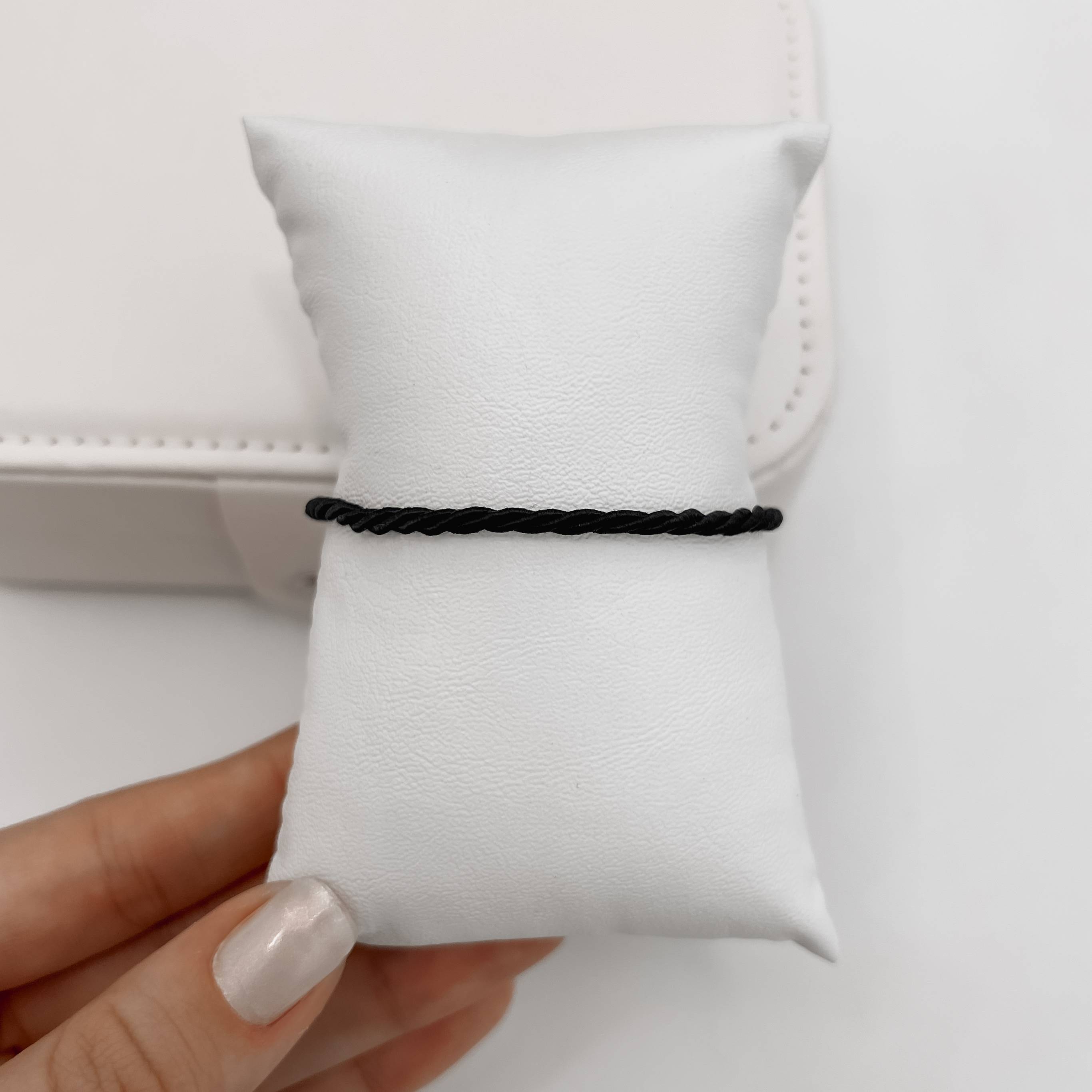 Pulseira cordão trançado preto 2mm 16cm com alongadora