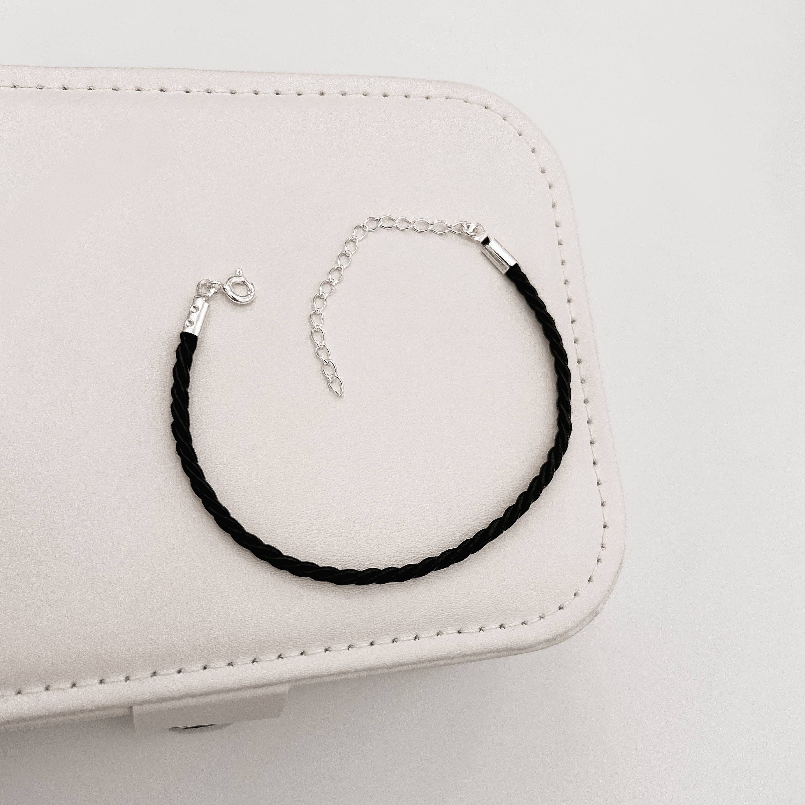 Imagem Secundária Pulseira cordão trançado preto 2mm 16cm com alongadora